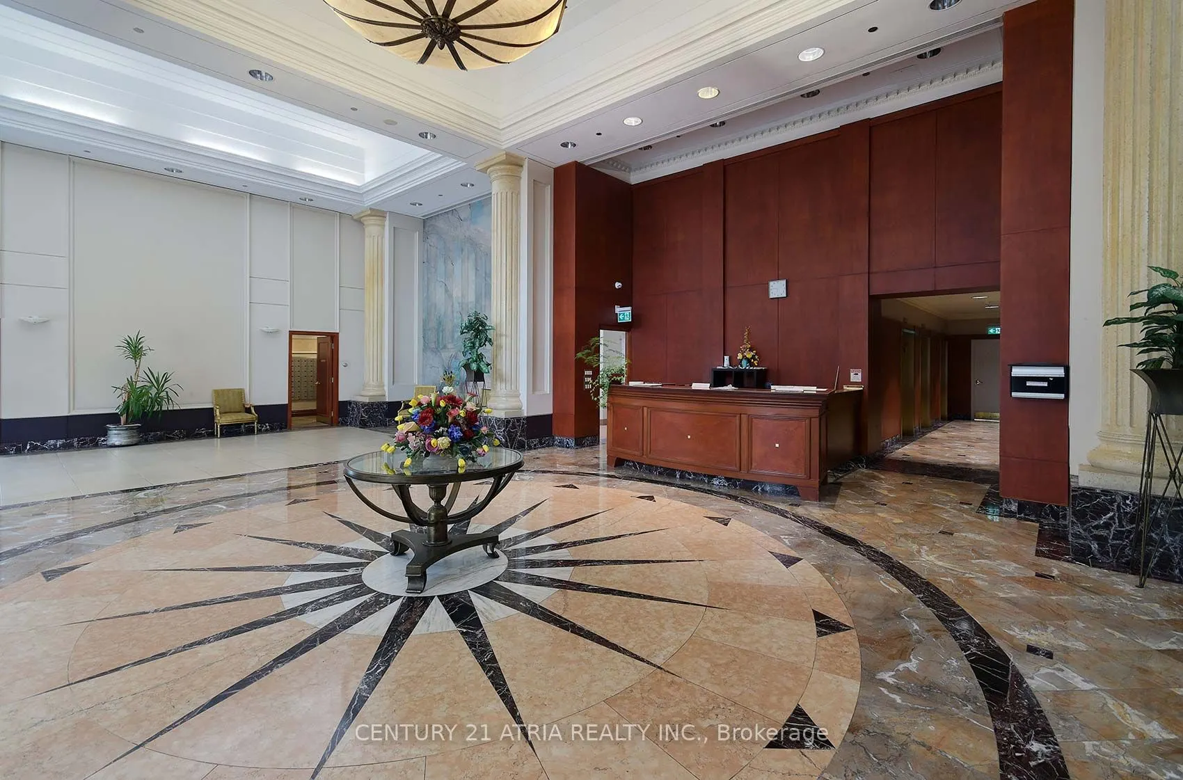 8 Lee Centre Drive, #710