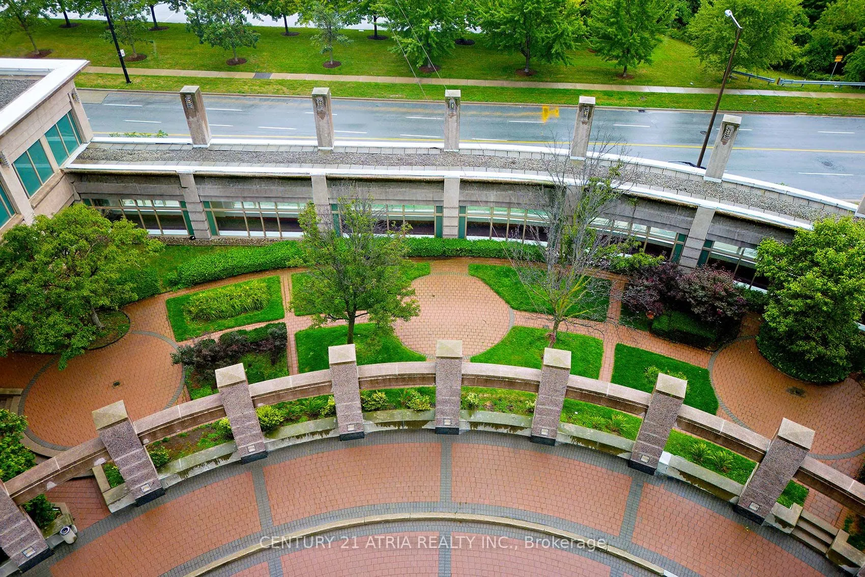 8 Lee Centre Drive, #710