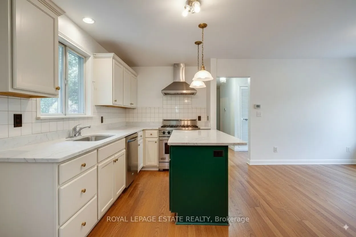 132 Budea Crescent