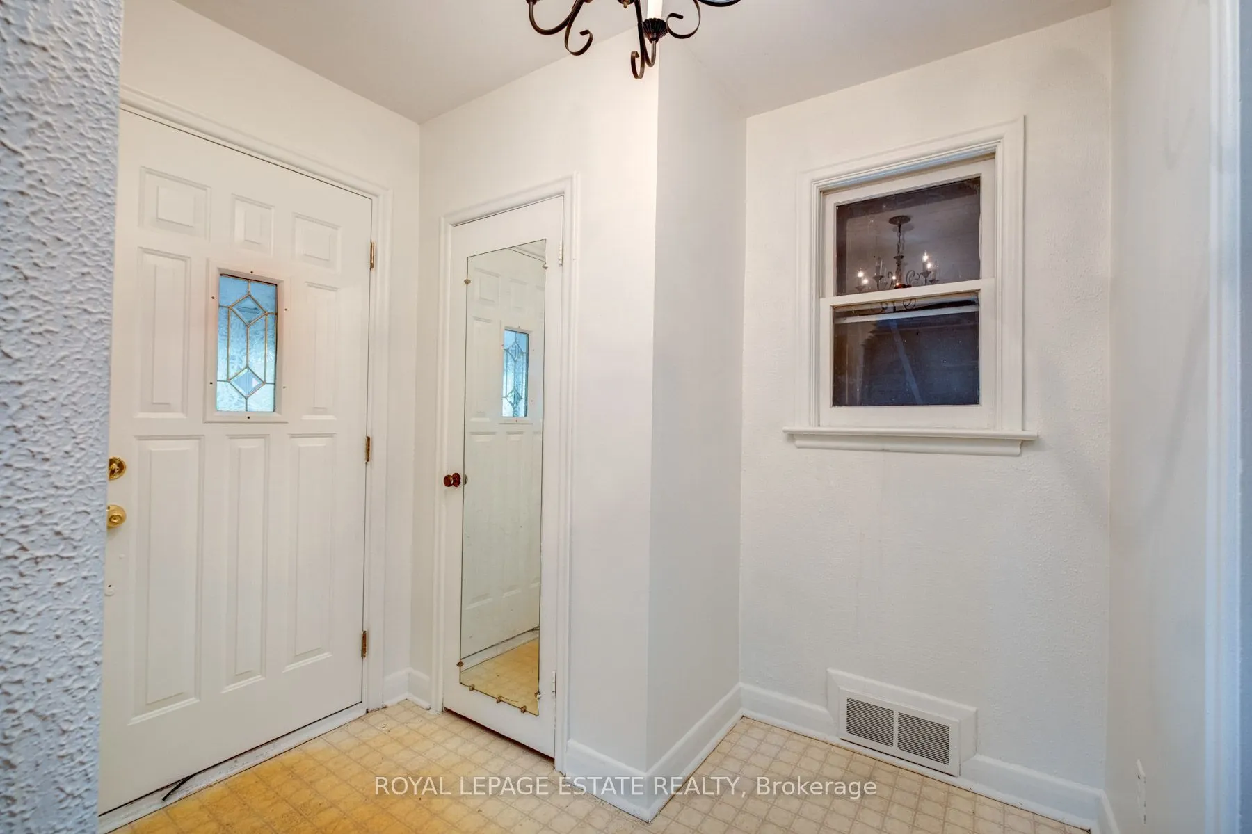 132 Budea Crescent