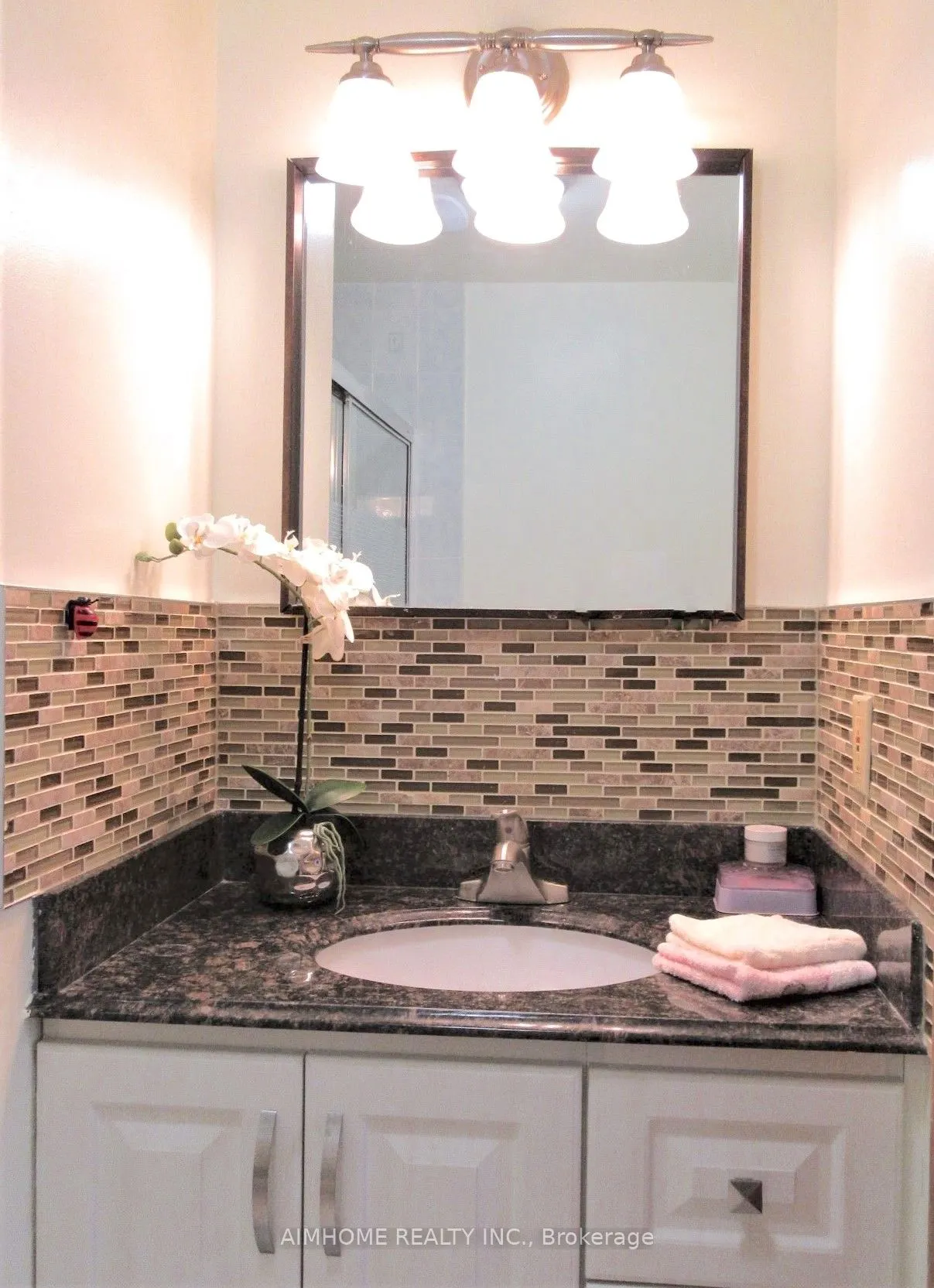15 Huntingwood Drive, #28
