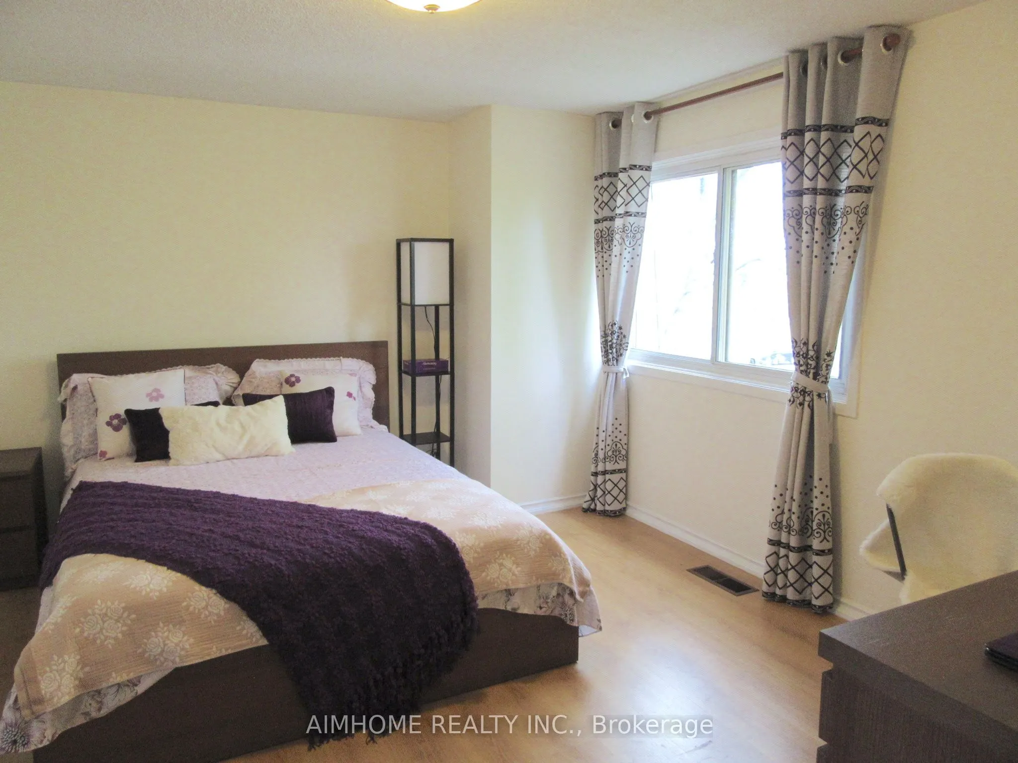 15 Huntingwood Drive, #28