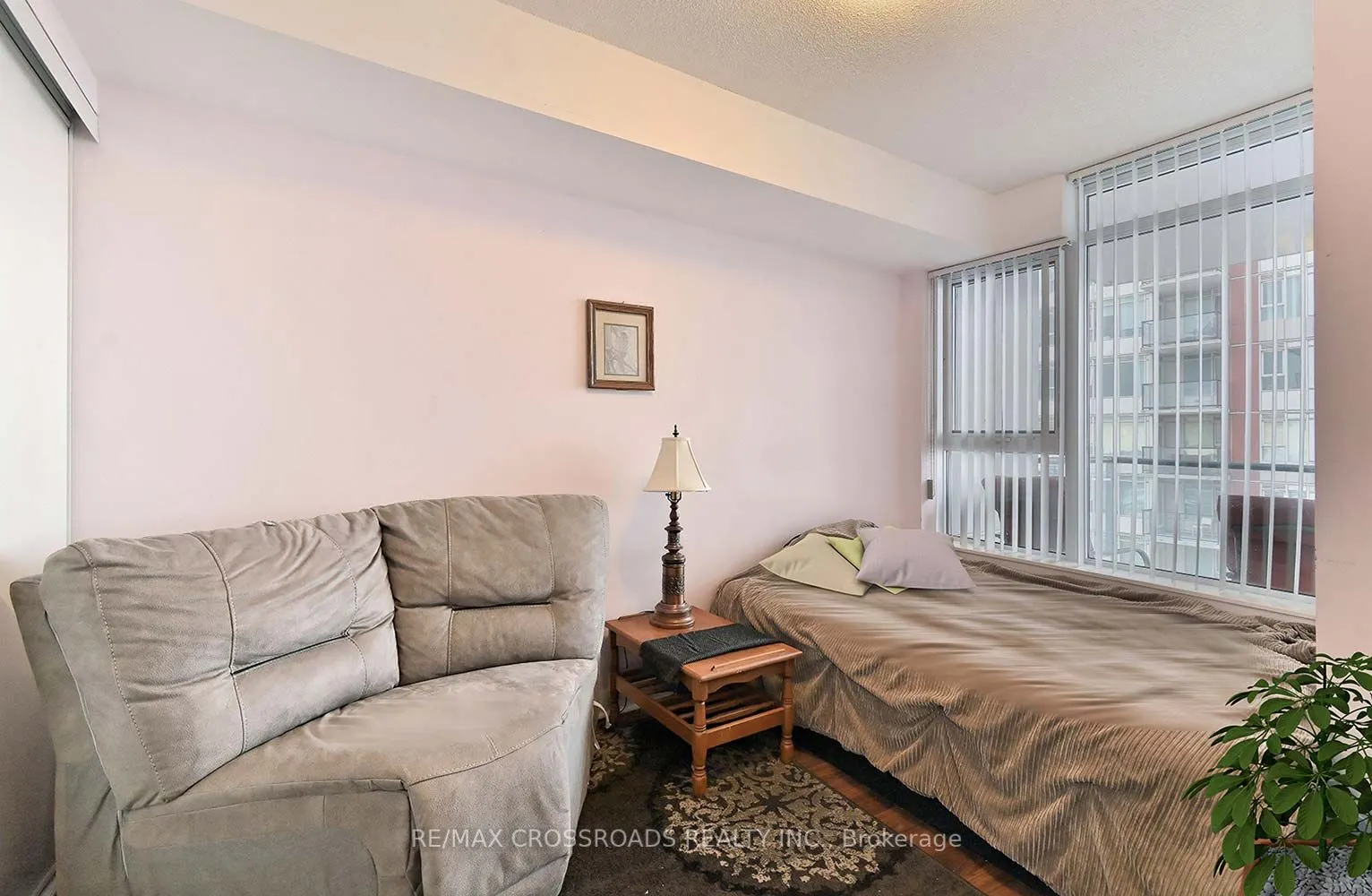 190 Borough Drive, #2011