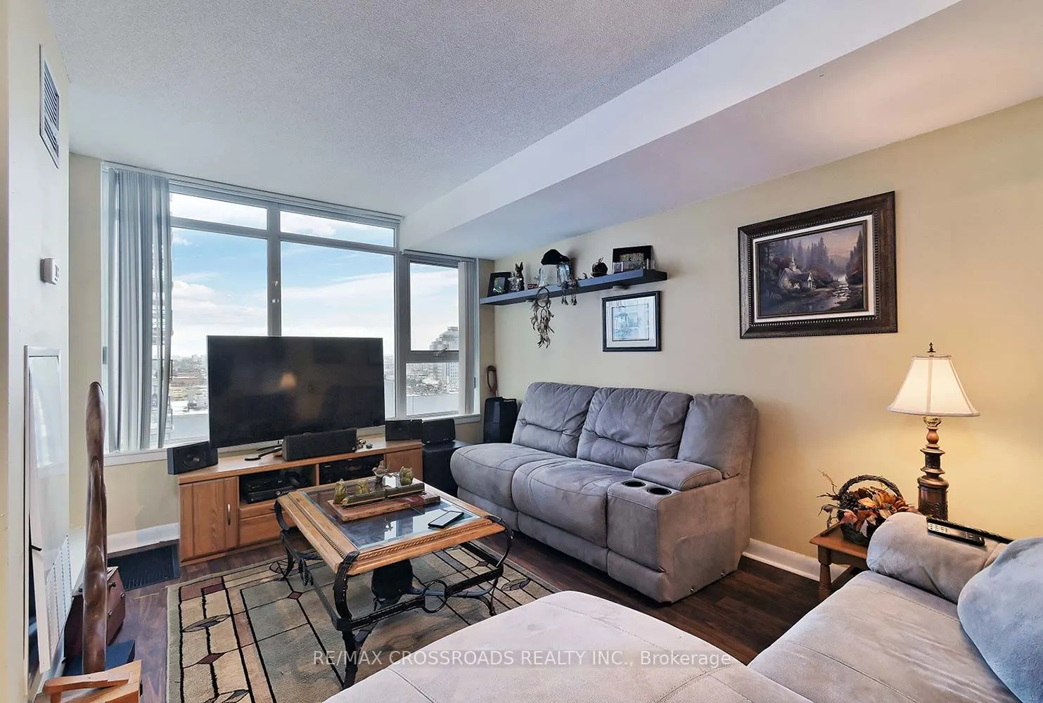 190 Borough Drive, #2011