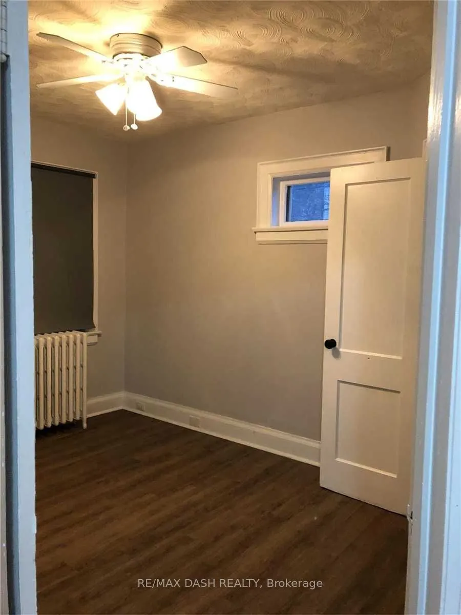 38 Hammersmith Avenue, #Main