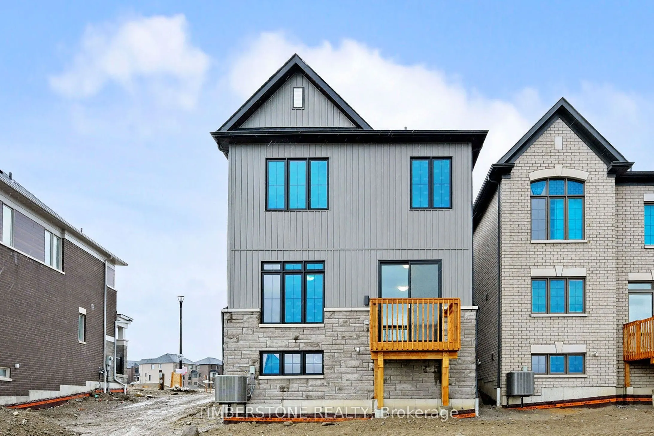 1103 Zircon Manor