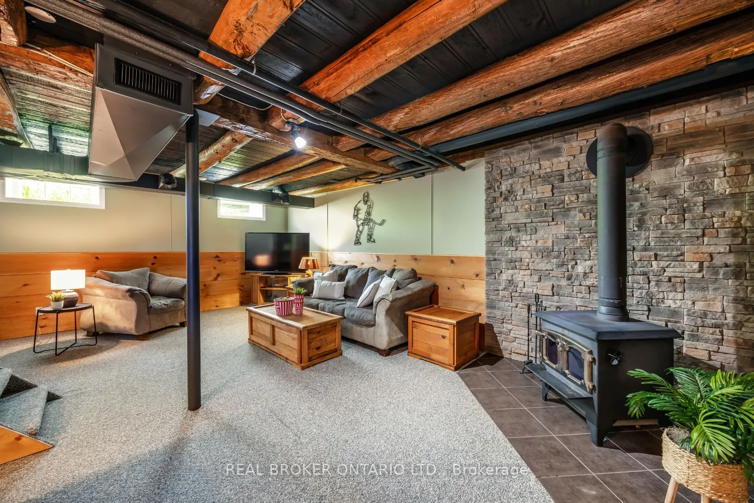 2359 Baseline Road W