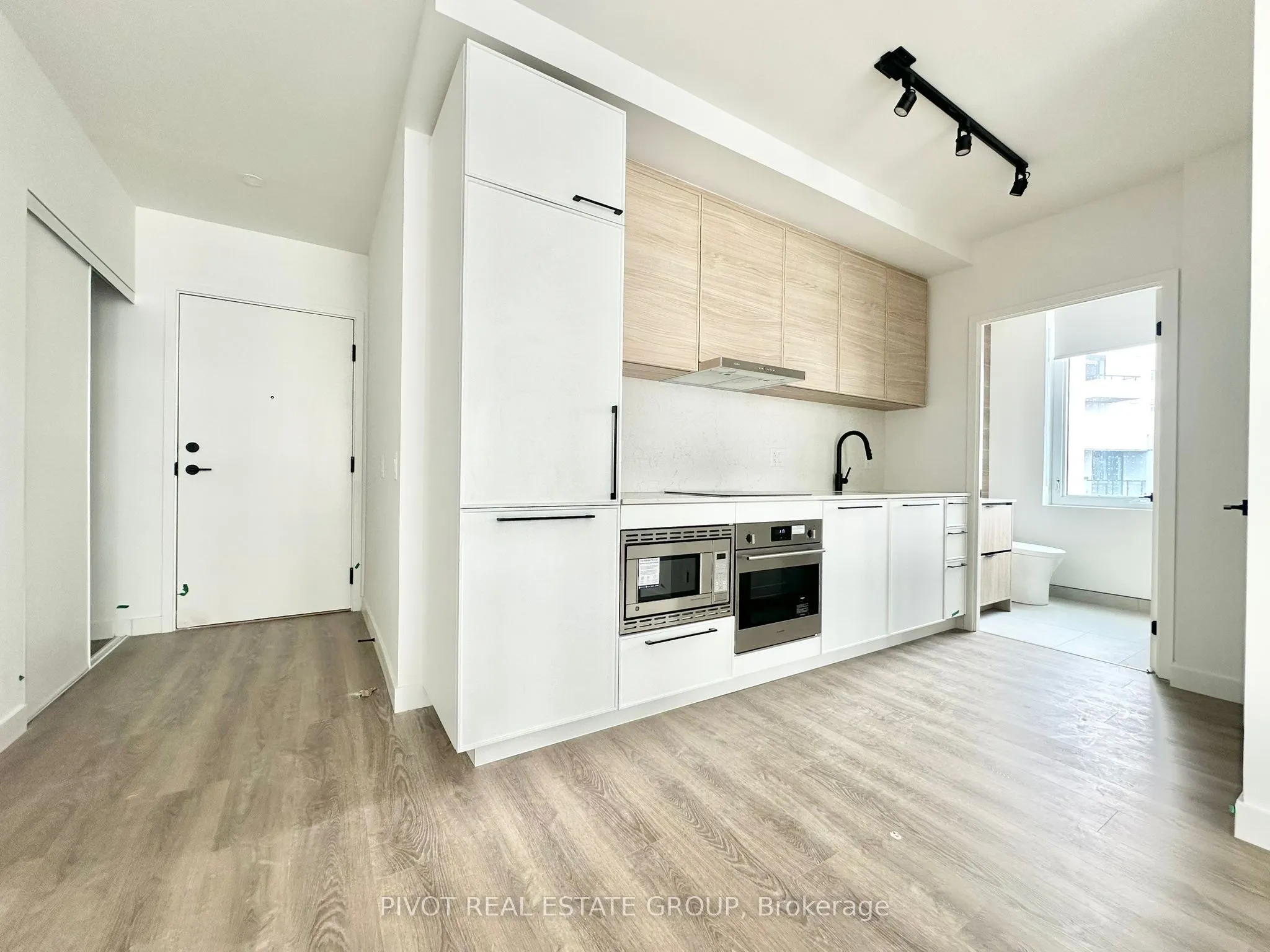 1050 Eastern Avenue, #804