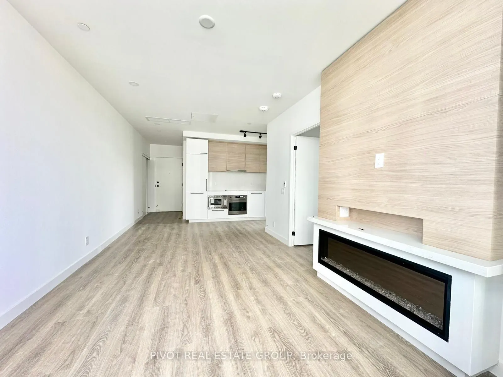 1050 Eastern Avenue, #804