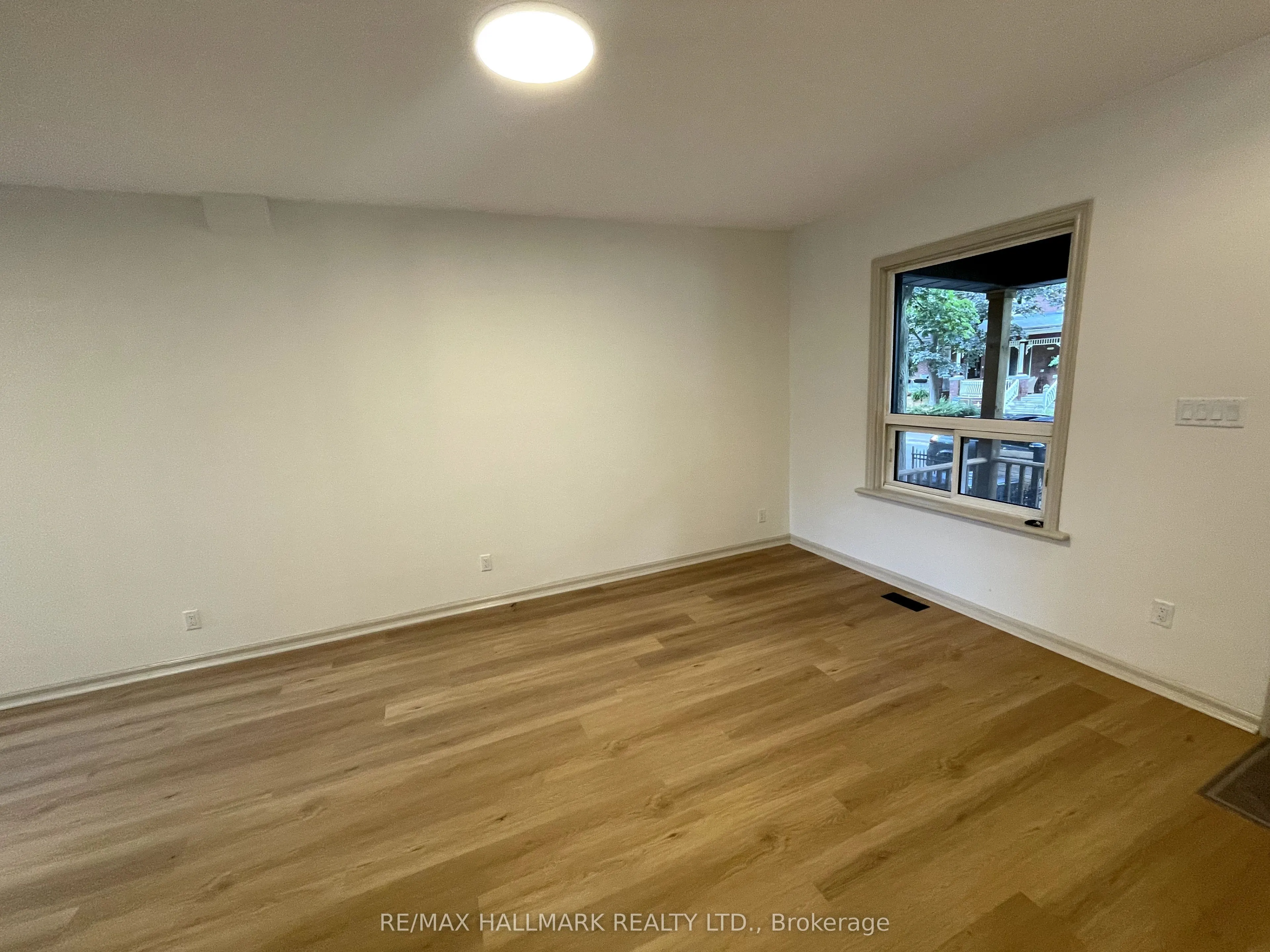 53 Badgerow Avenue