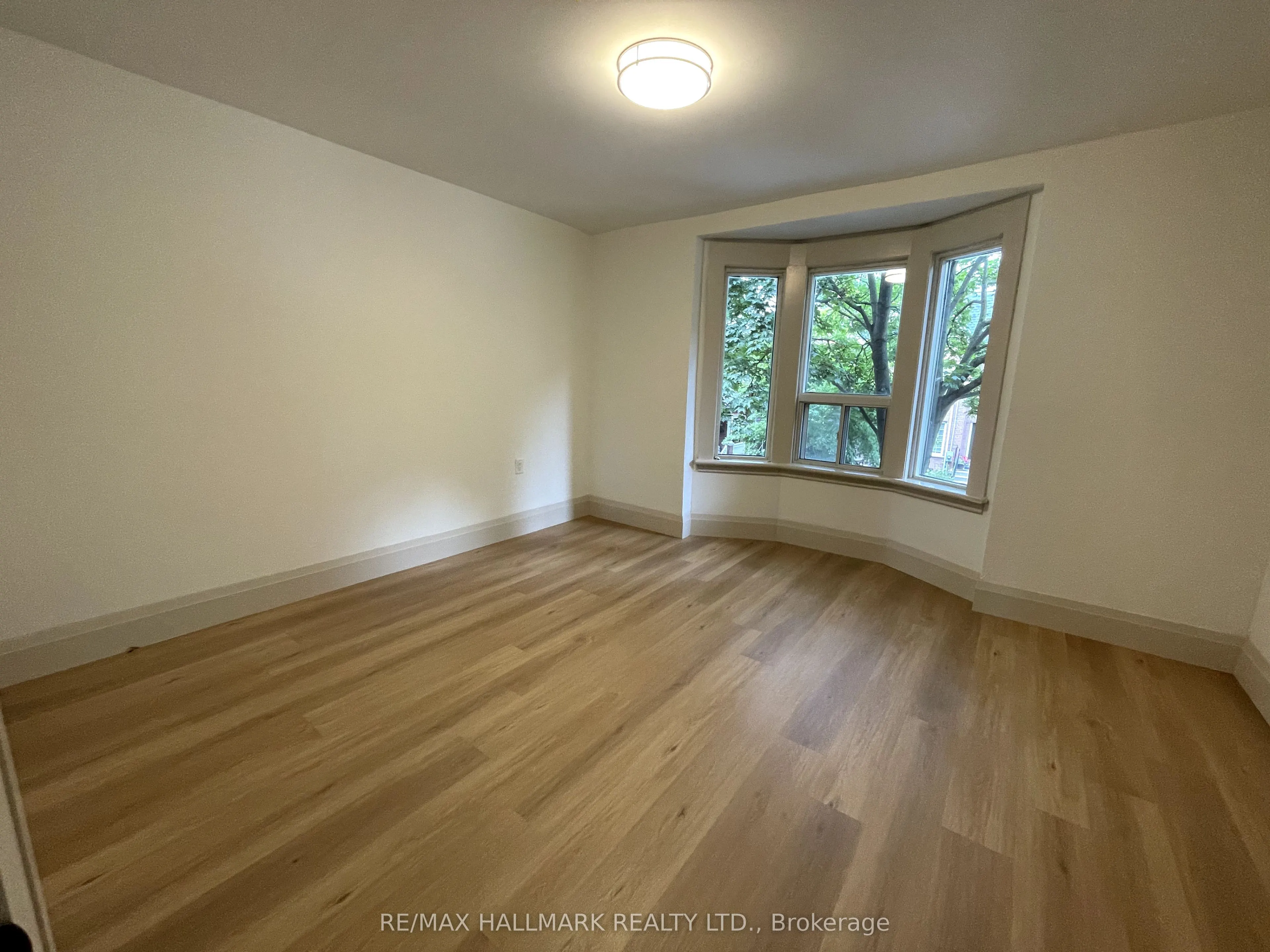 53 Badgerow Avenue