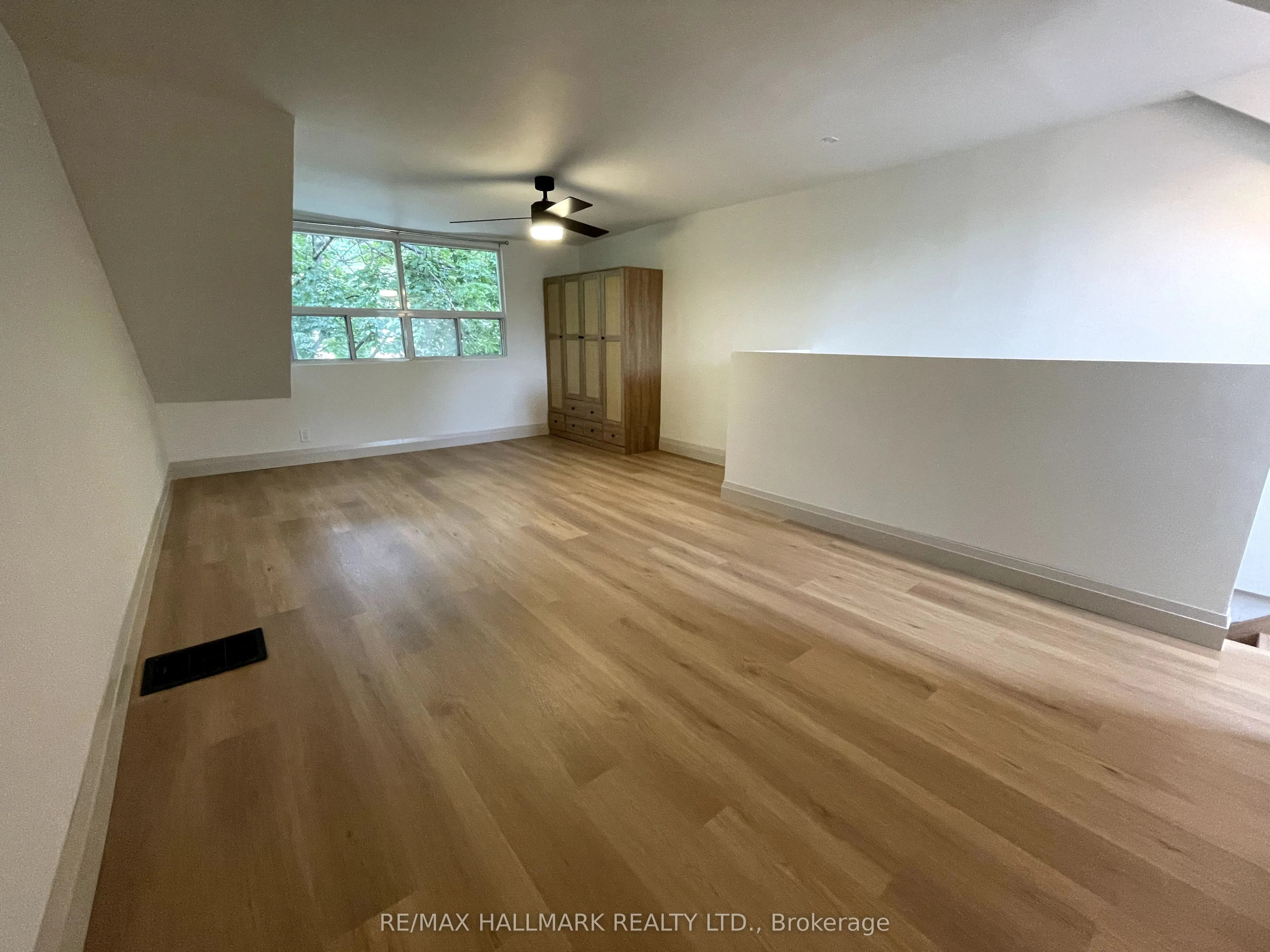 53 Badgerow Avenue