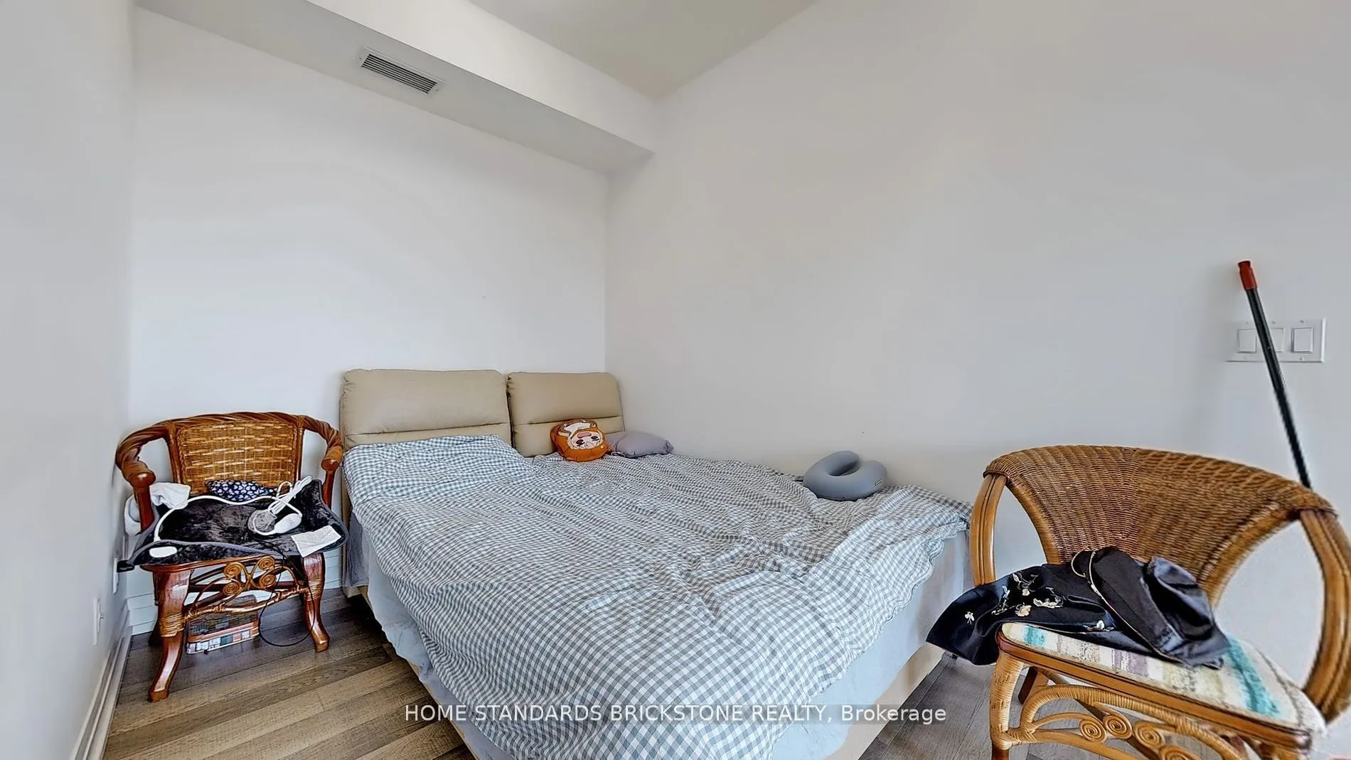3121 sheppard Avenue E, #2005
