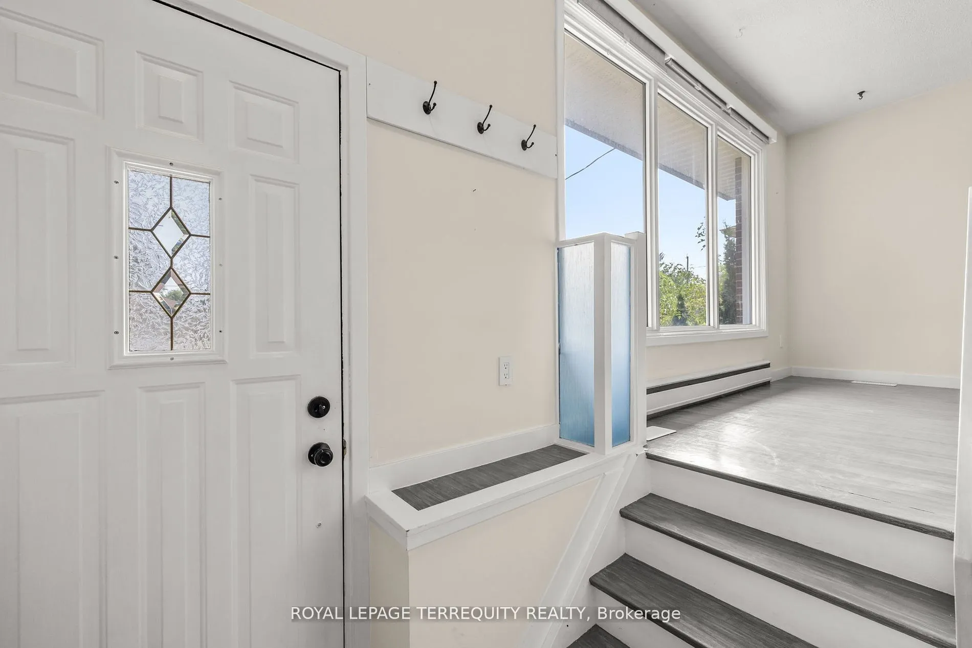 116 Byng Avenue, #Main Floor