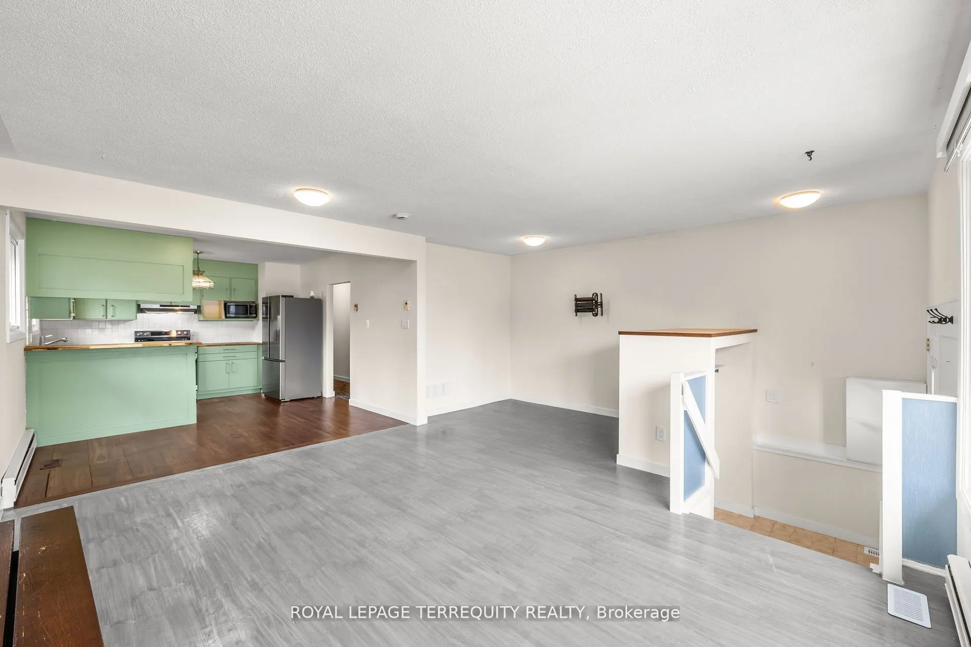 116 Byng Avenue, #Main Floor