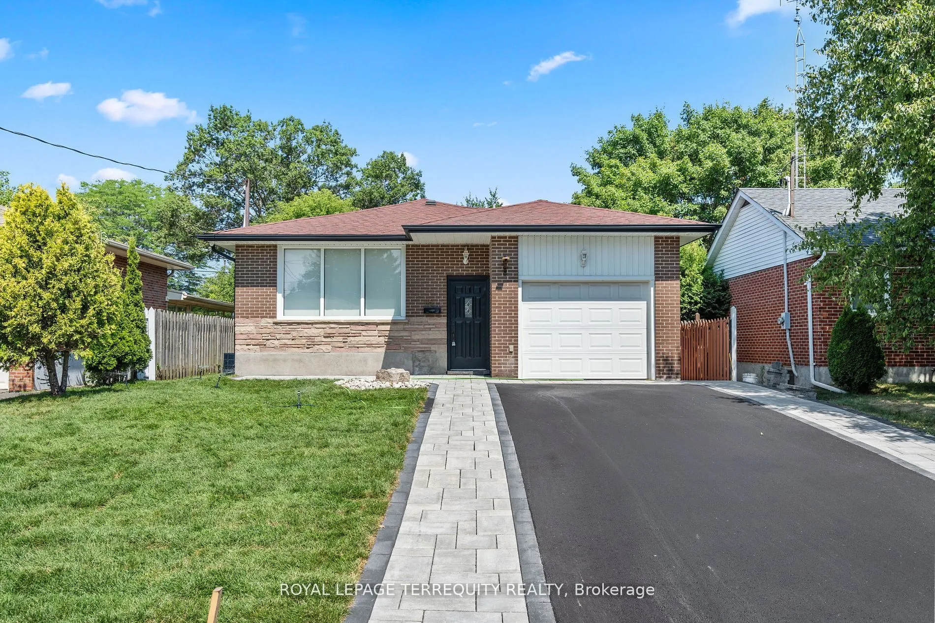 116 Byng Avenue, #Main Floor