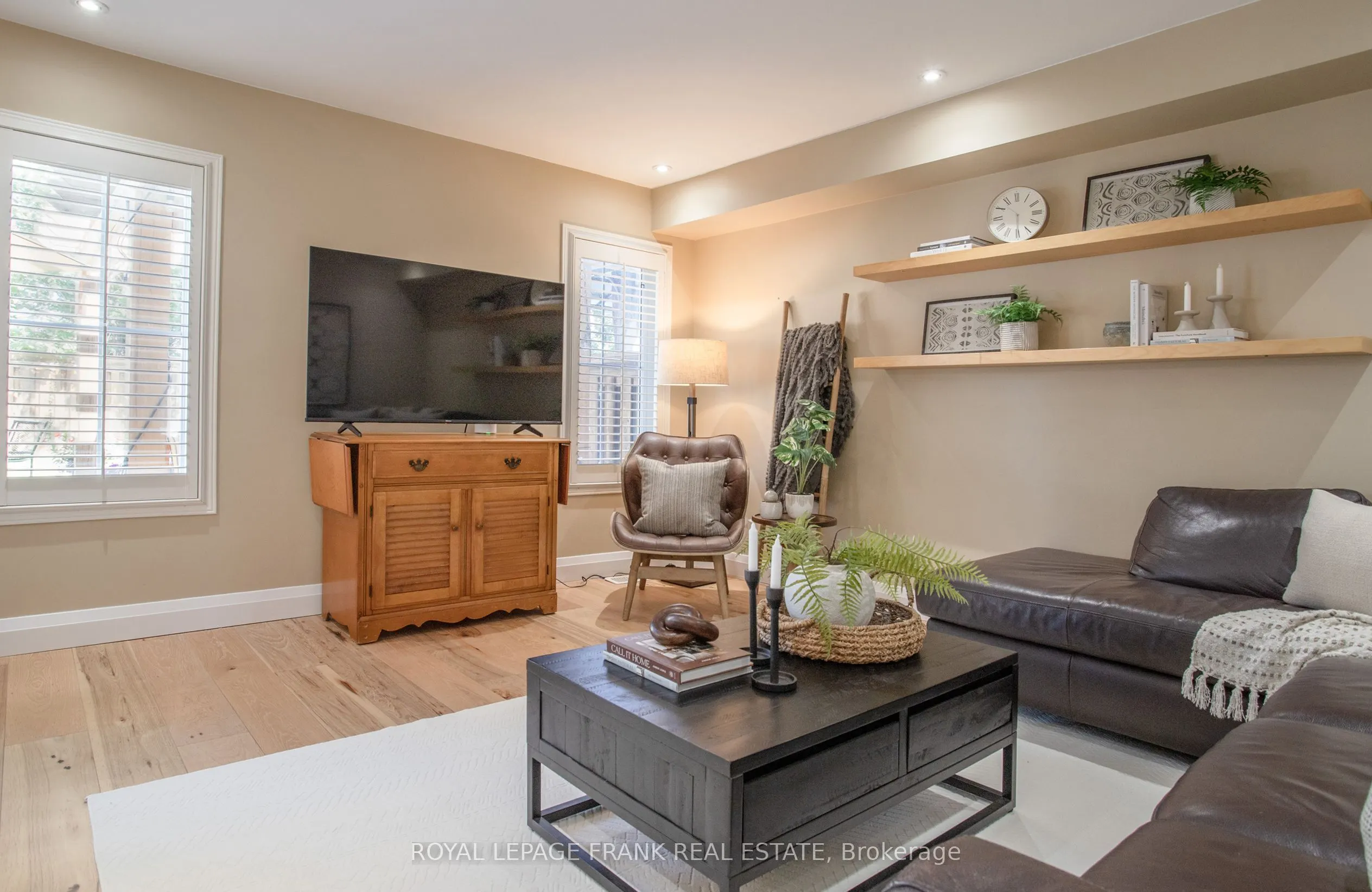 4 Settlers Court