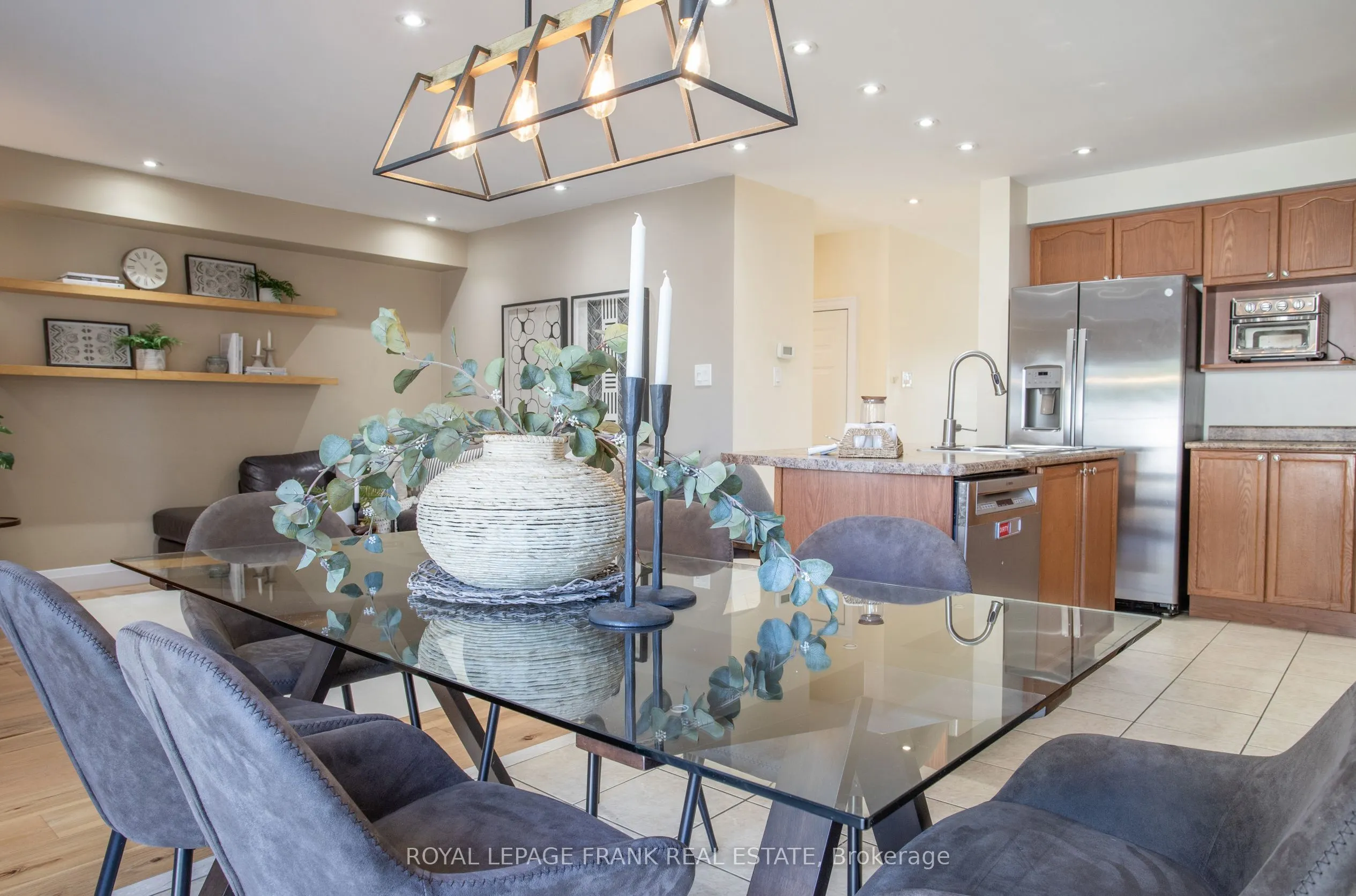4 Settlers Court