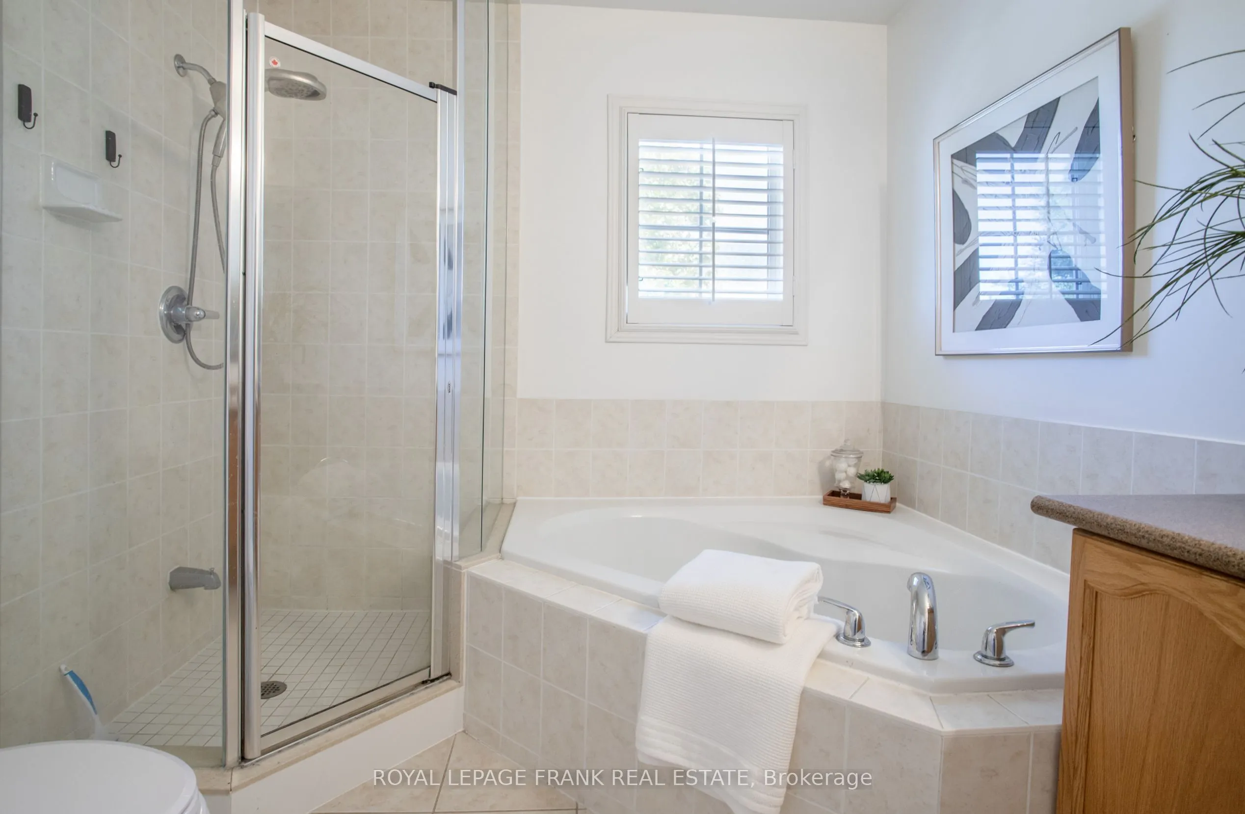 4 Settlers Court