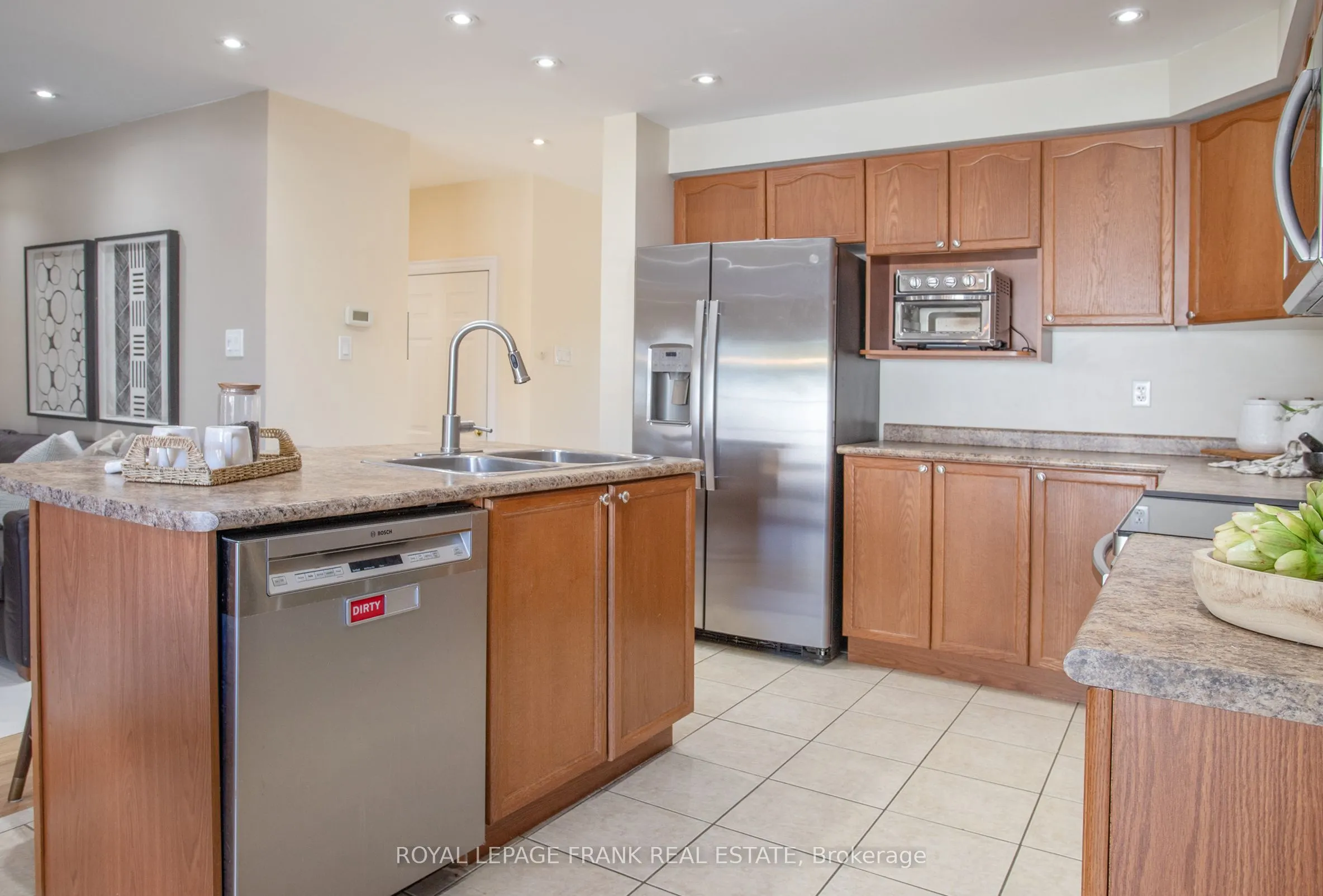 4 Settlers Court