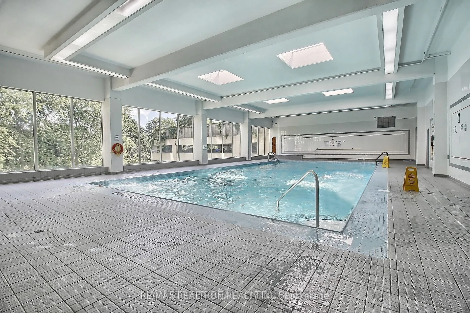 5 Greystone Walk Drive, #206