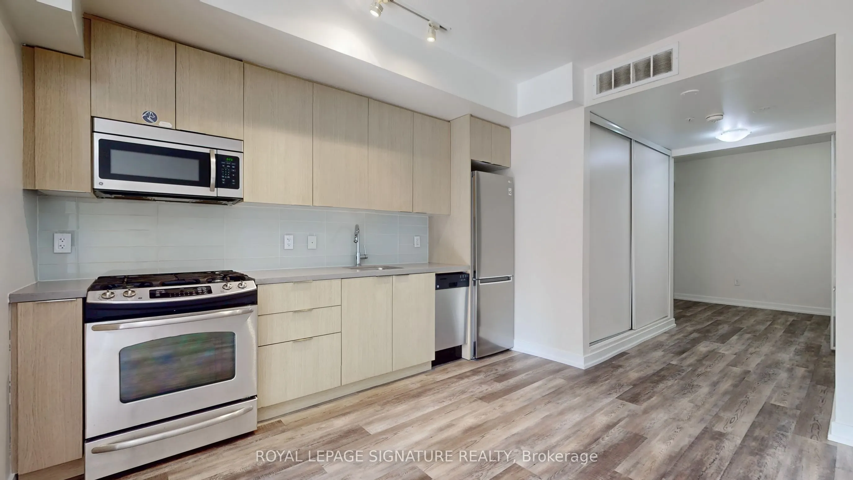 140 Broadview Avenue, #55