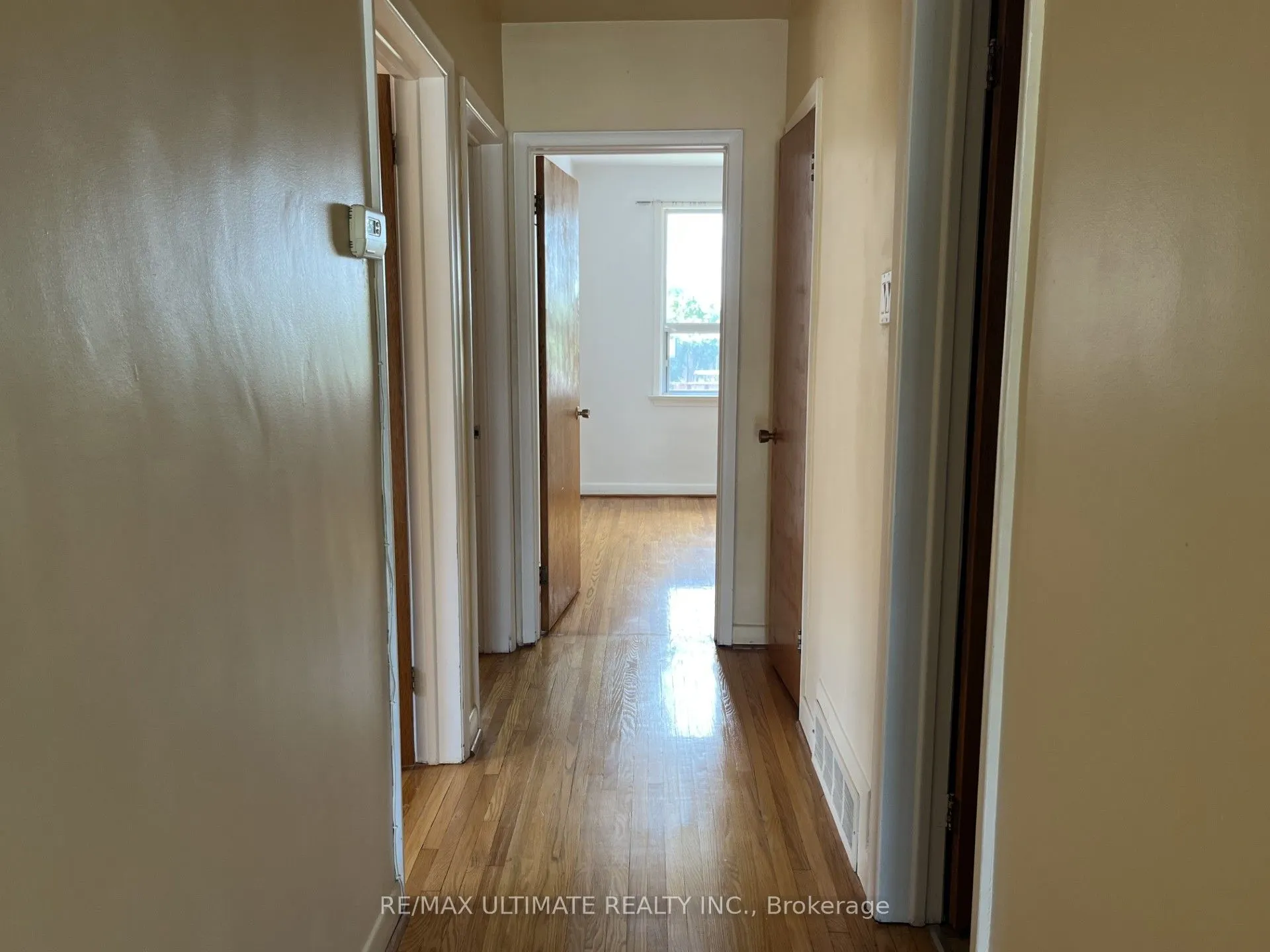 96 Benjamin Boulevard