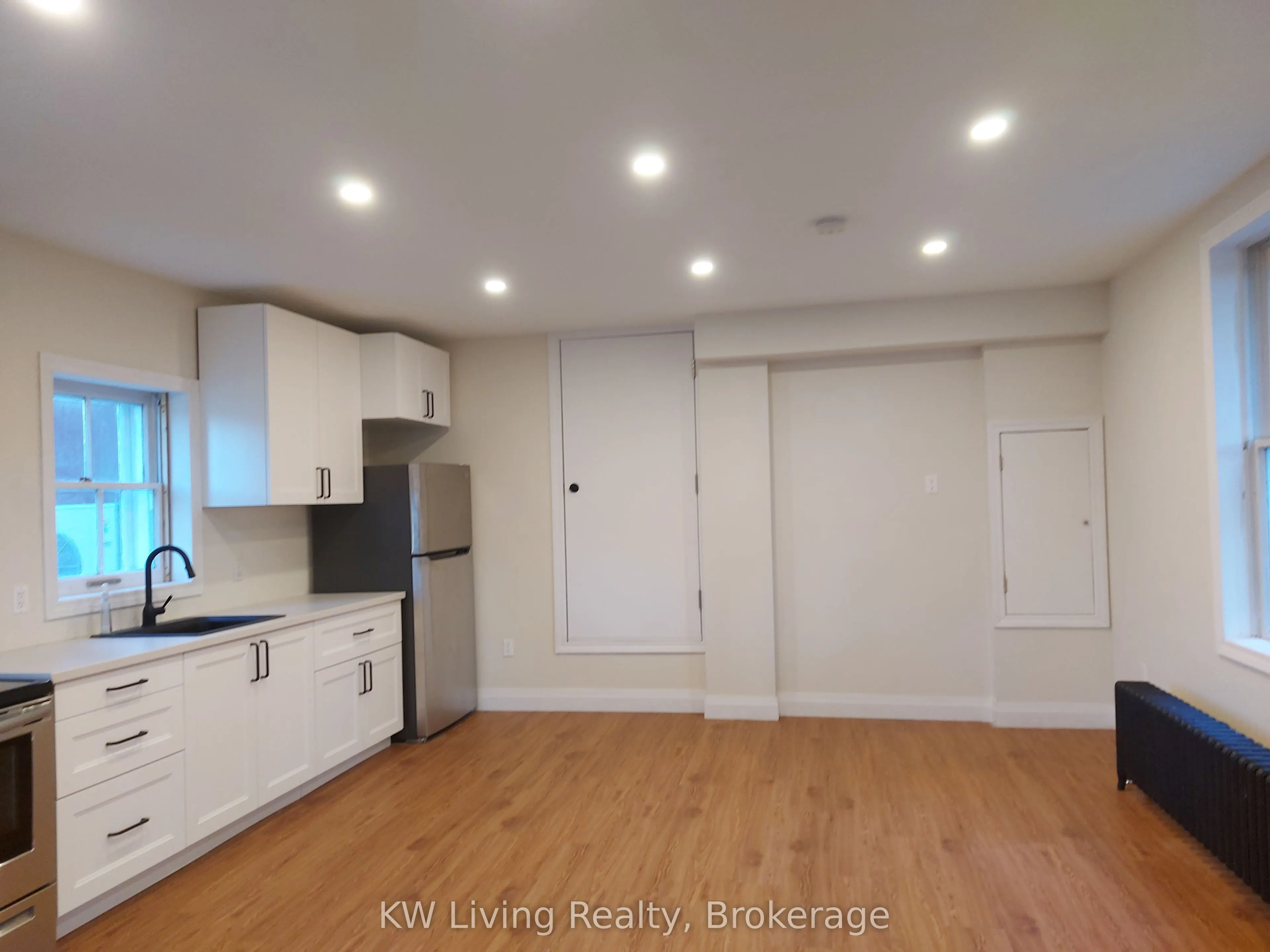 14 Allanford Road, #B