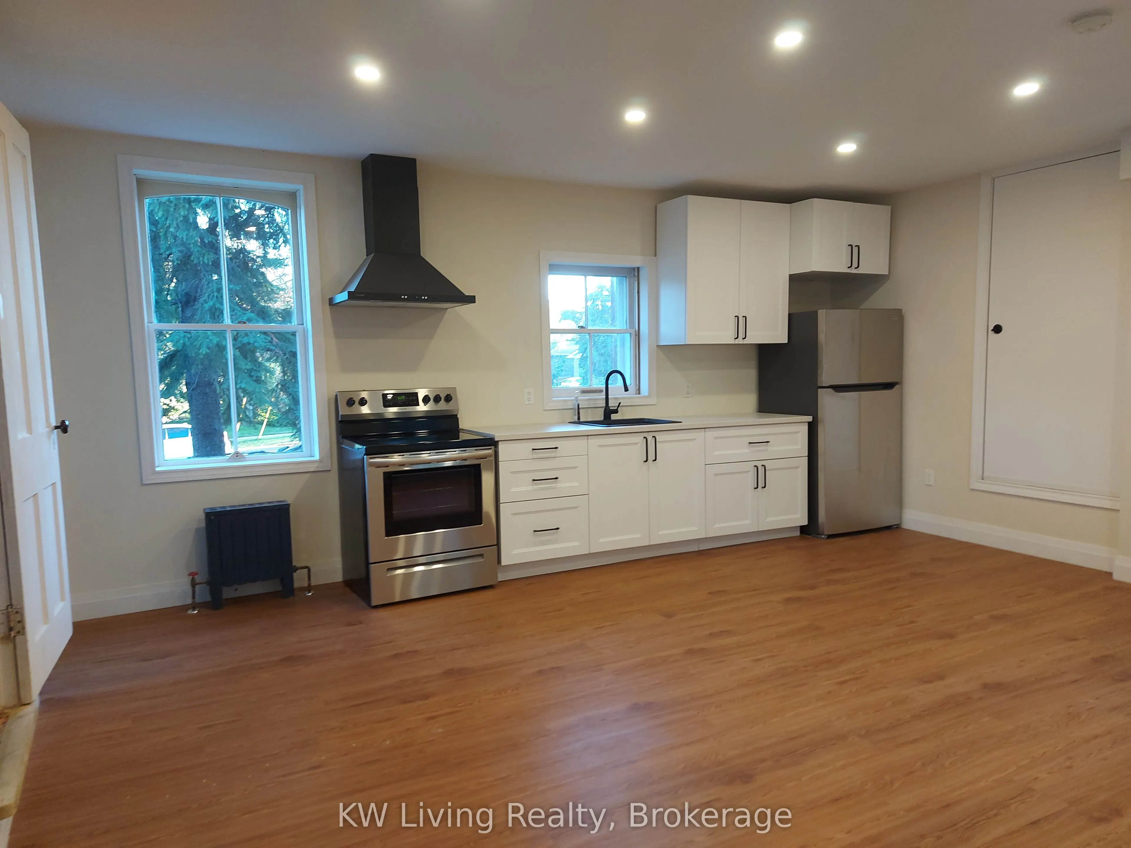 14 Allanford Road, #B
