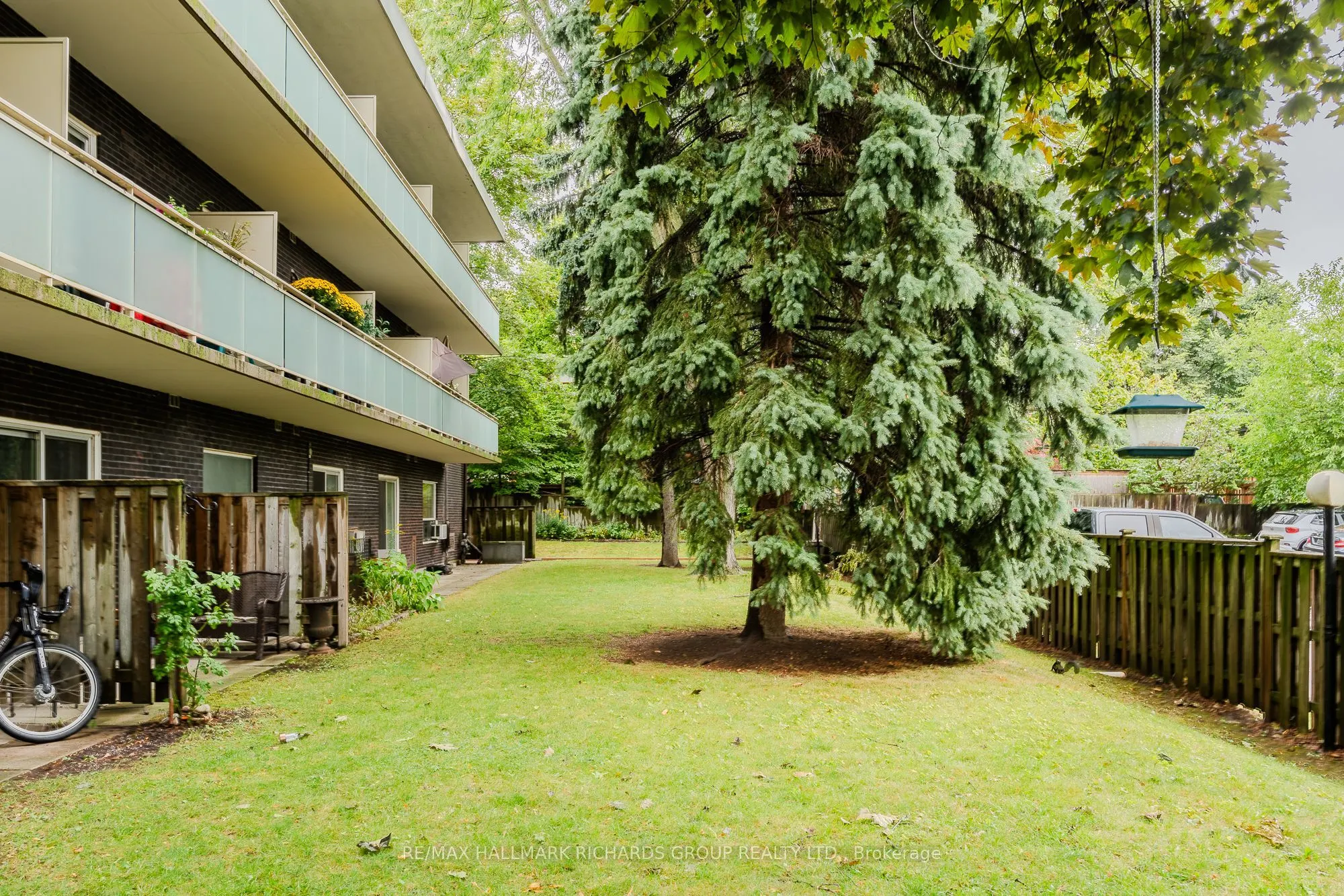123 Woodbine Avenue, #121