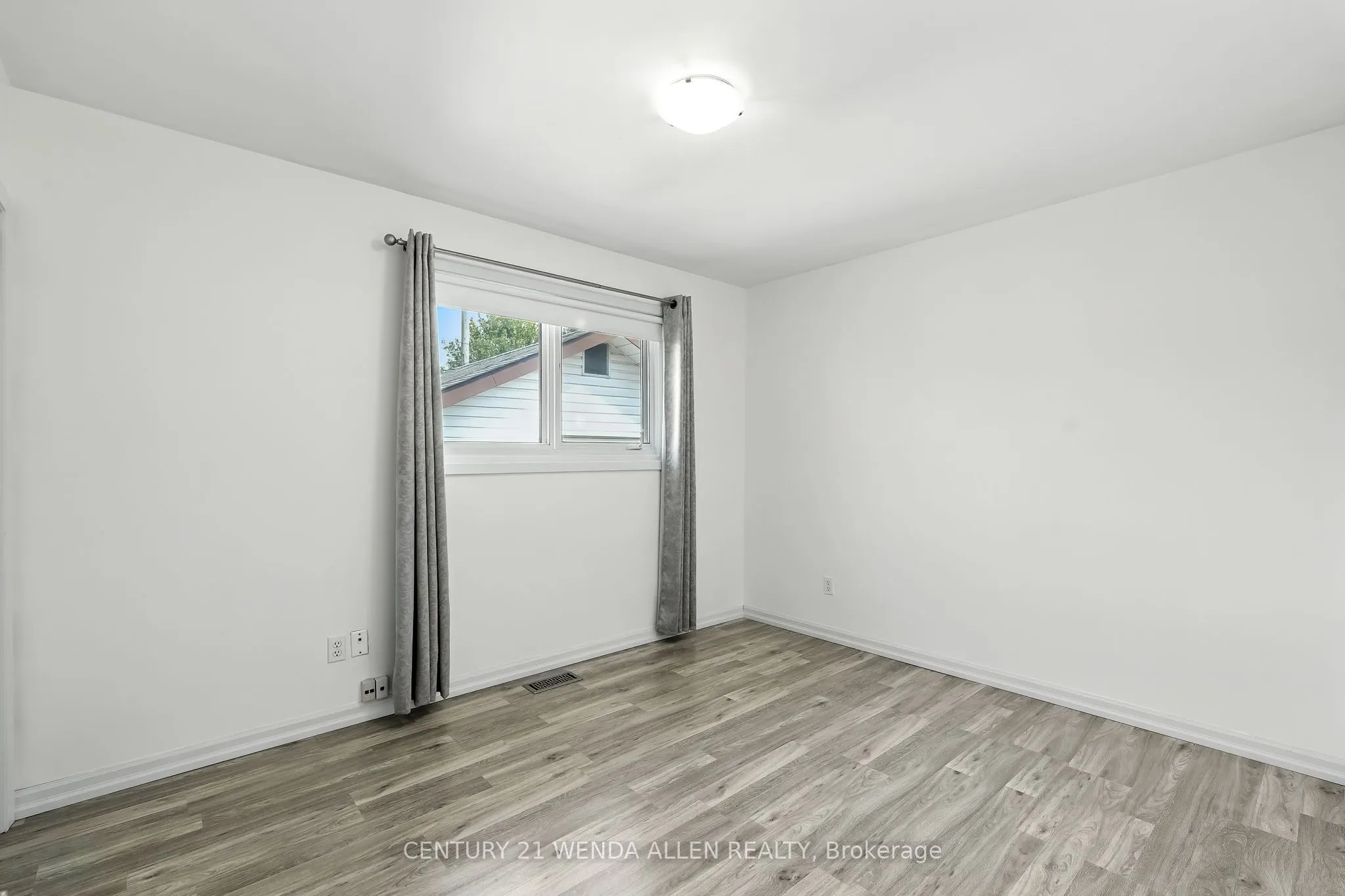 301 Farewell Street