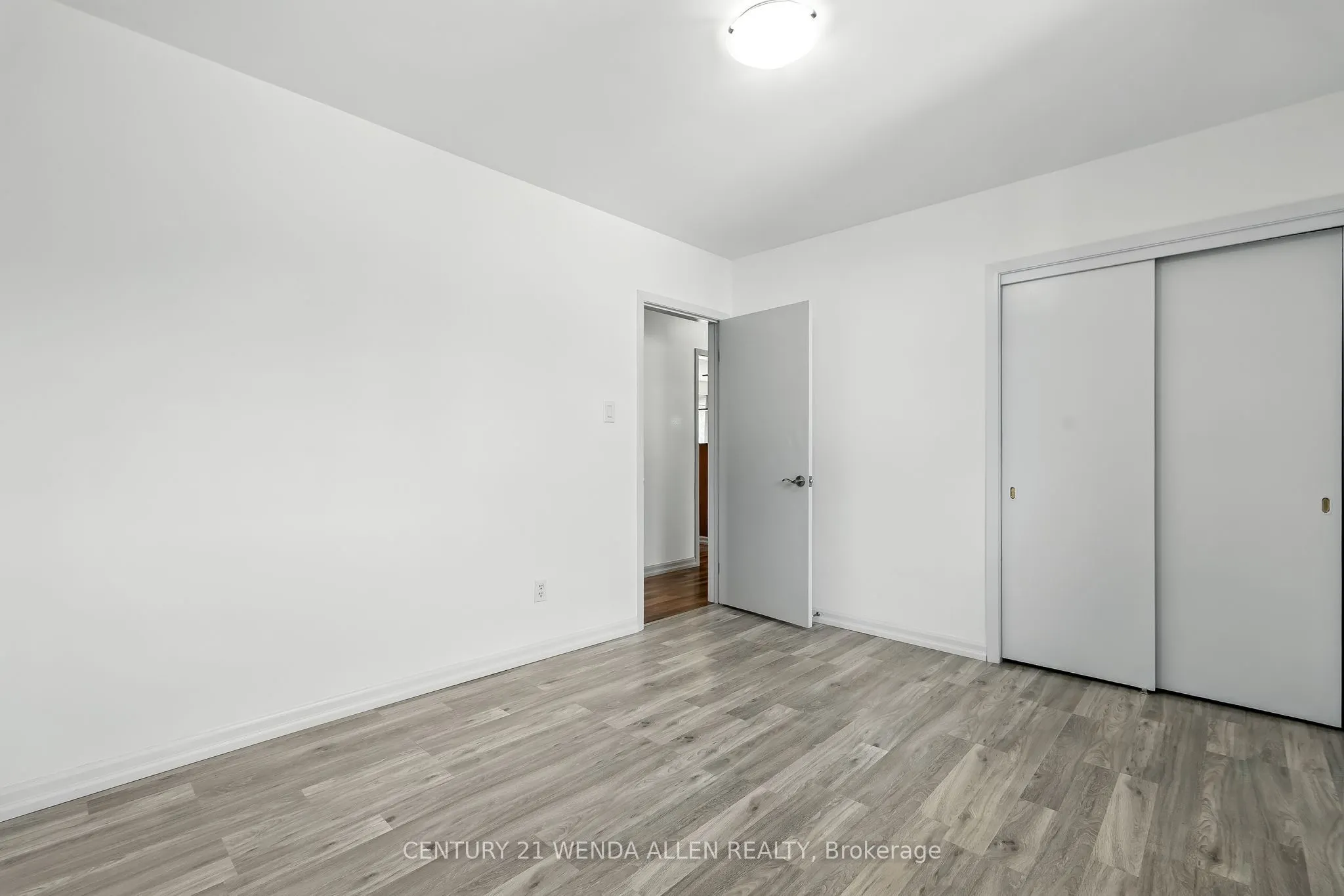 301 Farewell Street