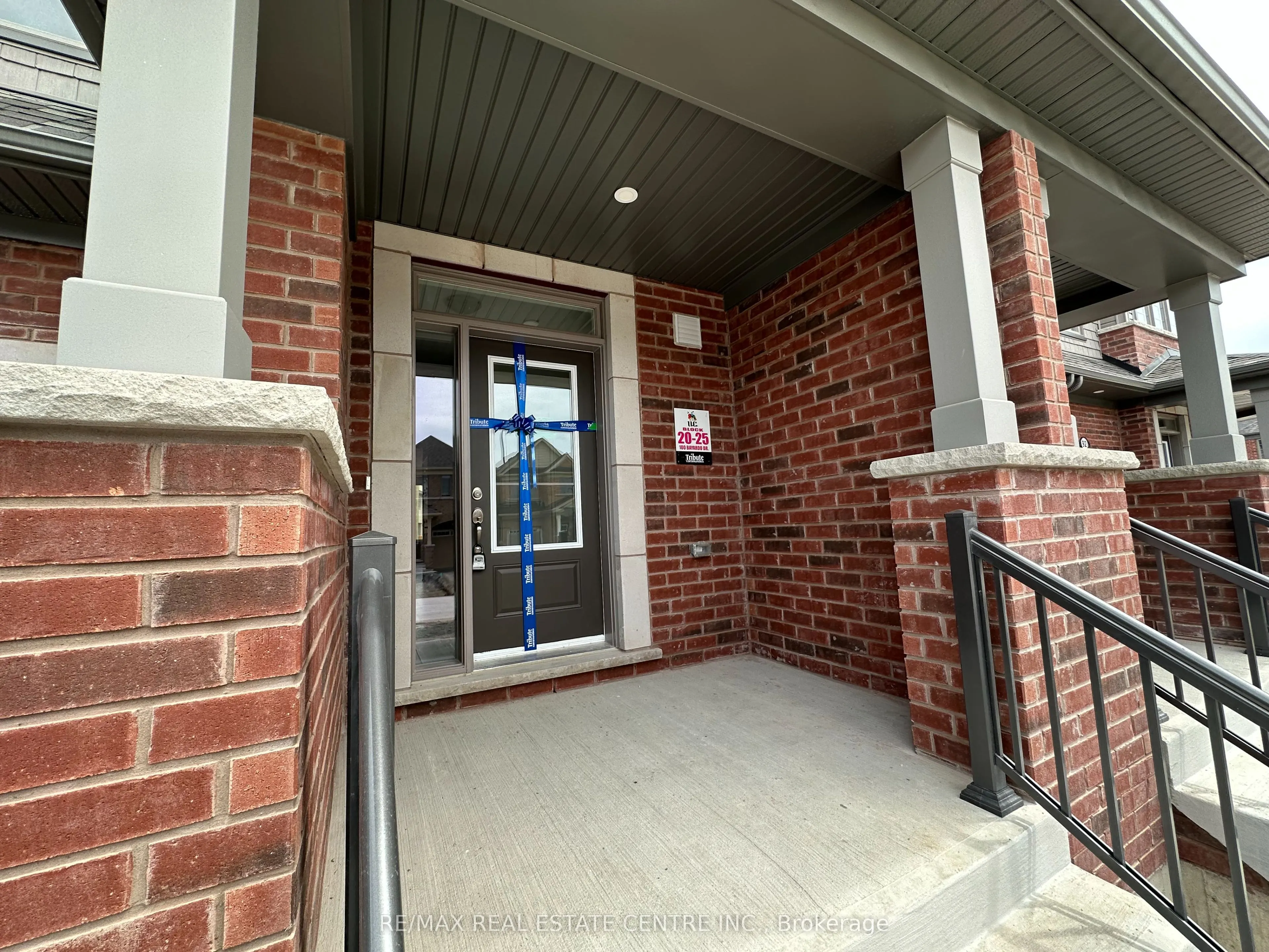 100 Bayardo Drive