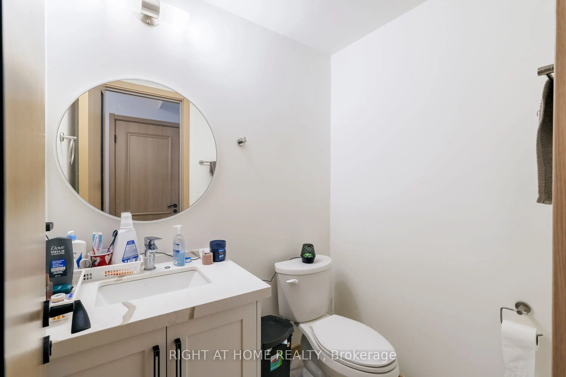 200 Chester Le Boulevard, #D302