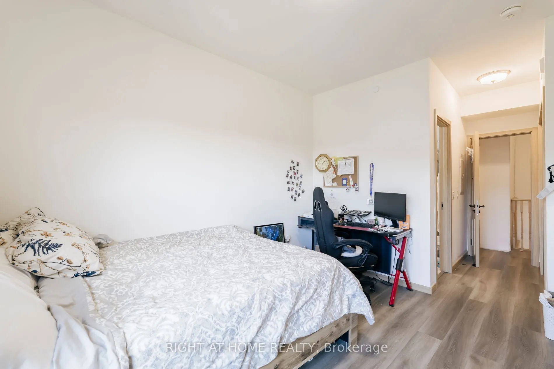 200 Chester Le Boulevard, #D302