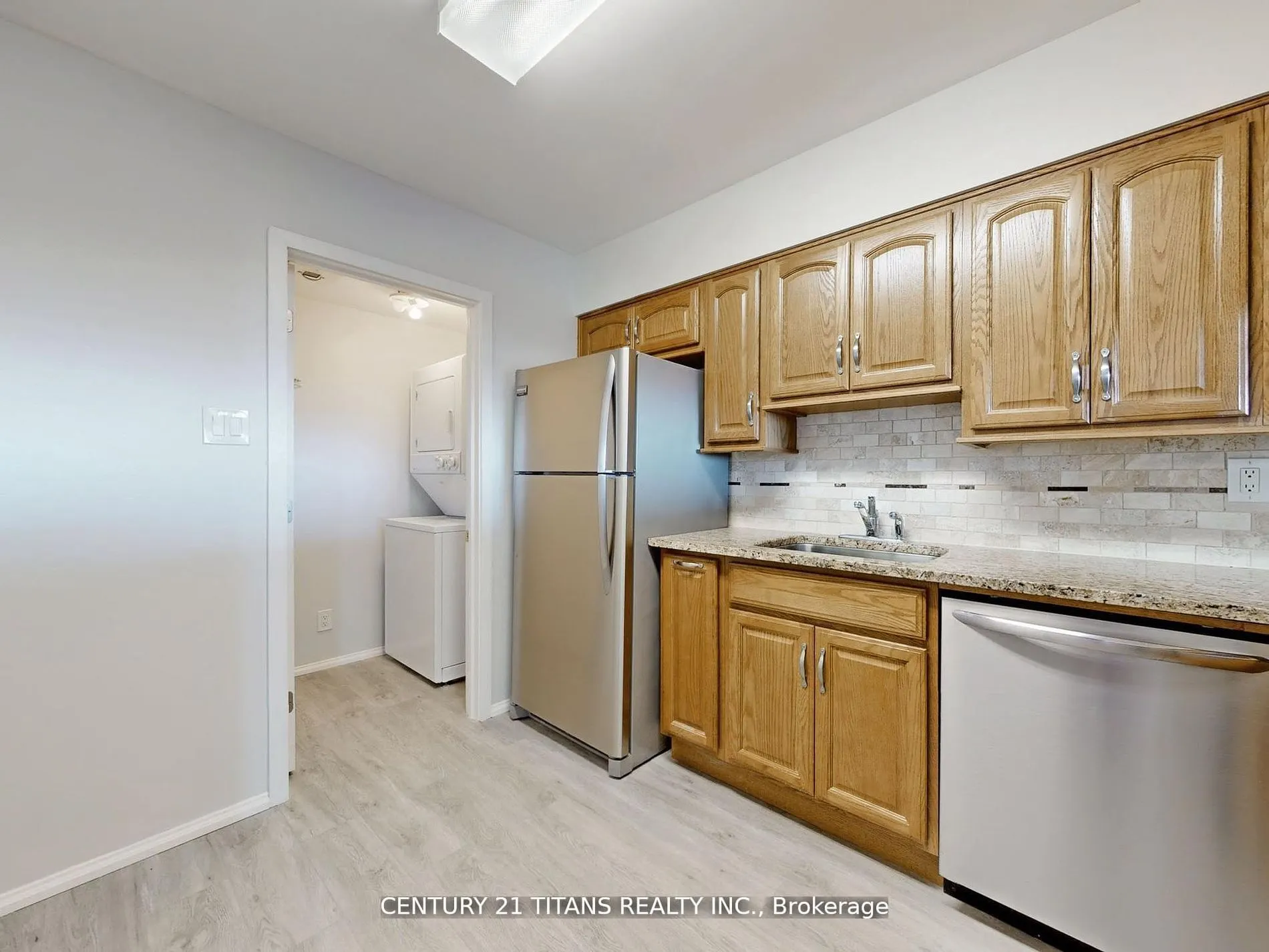 1890 Valley Farm Road, #1202
