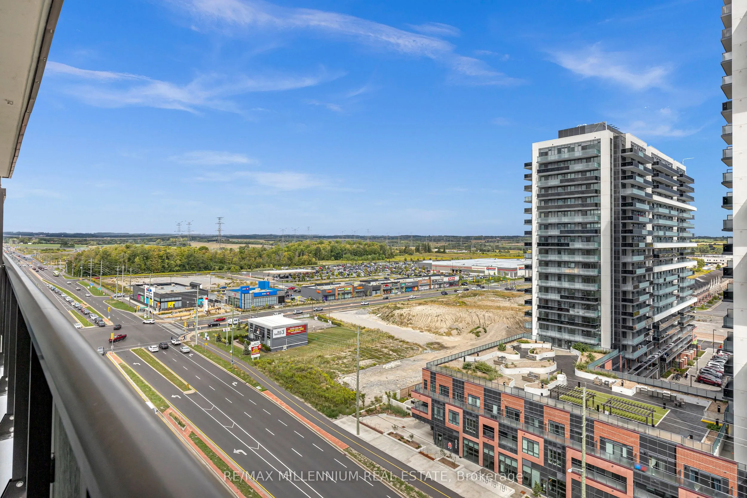 2550 Simcoe Street, #1215