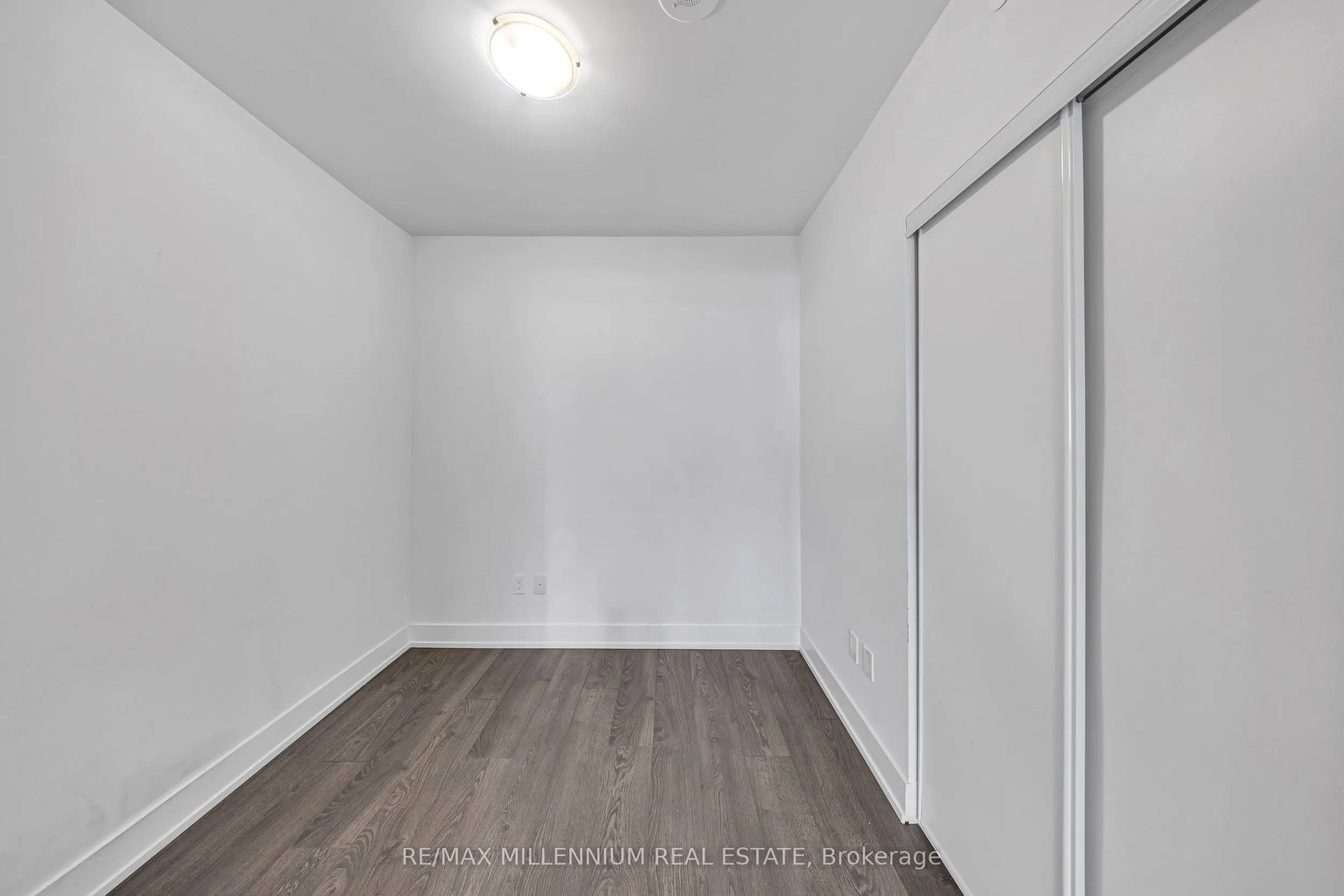 2550 Simcoe Street, #1215