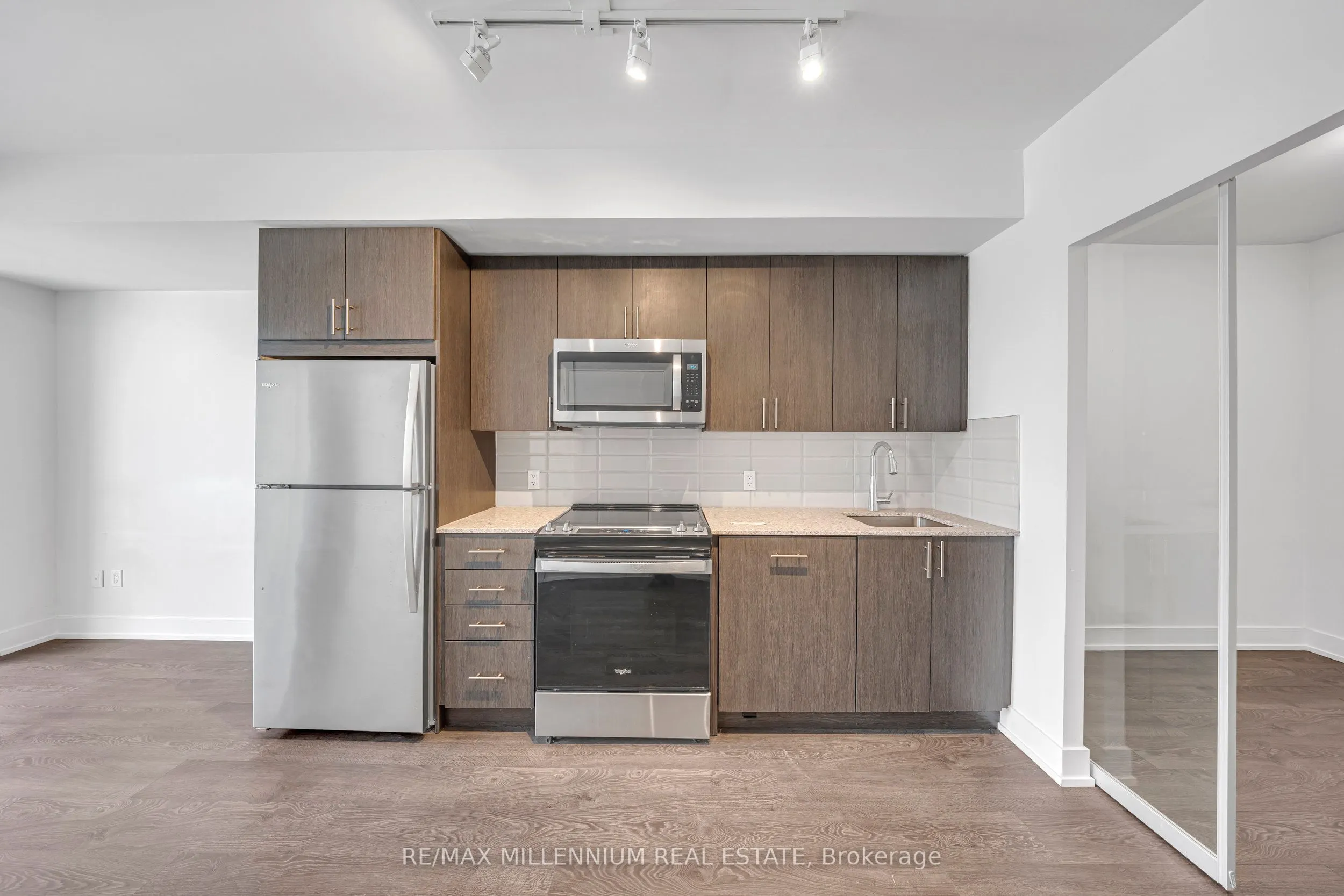 2550 Simcoe Street, #1215