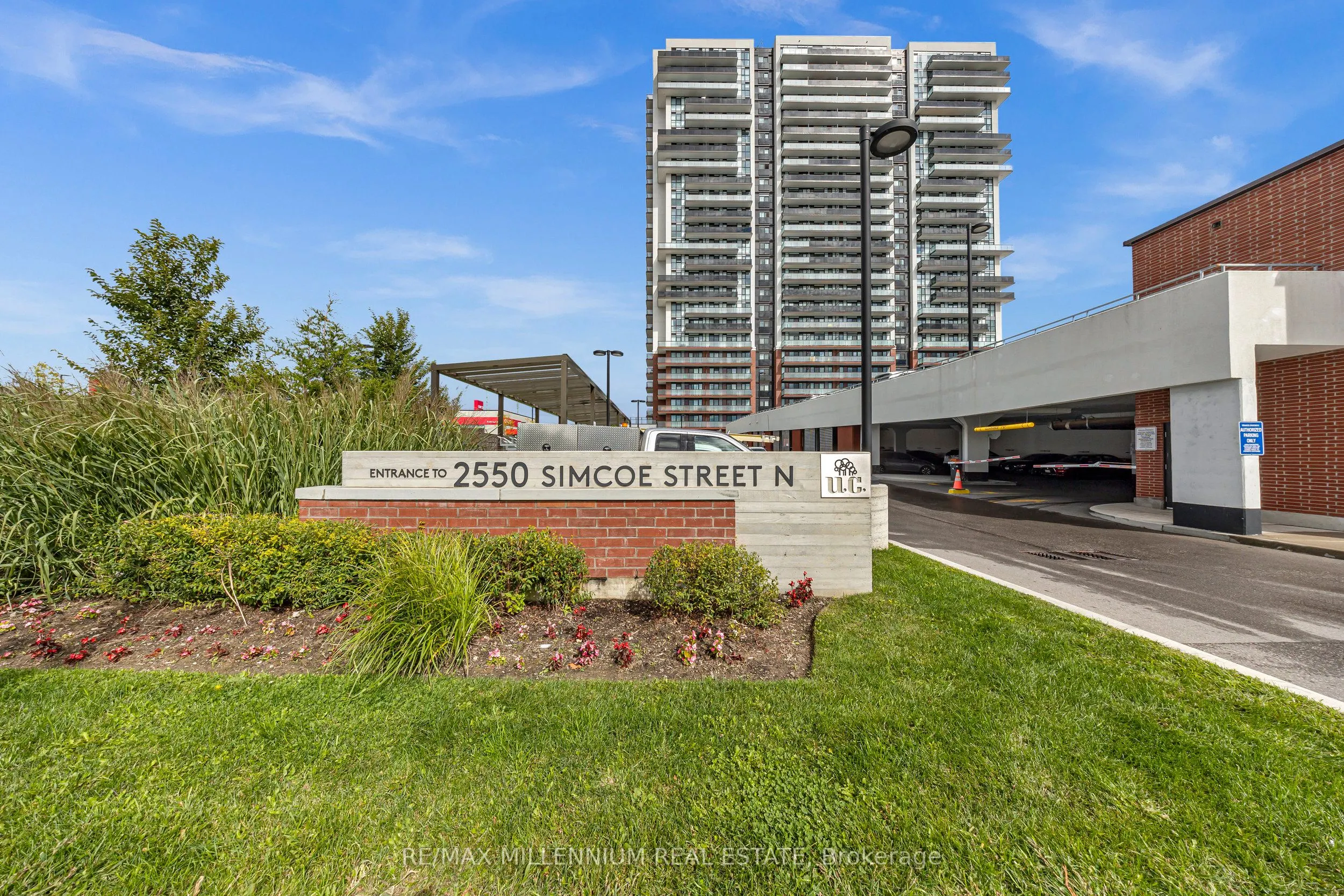 2550 Simcoe Street, #1215
