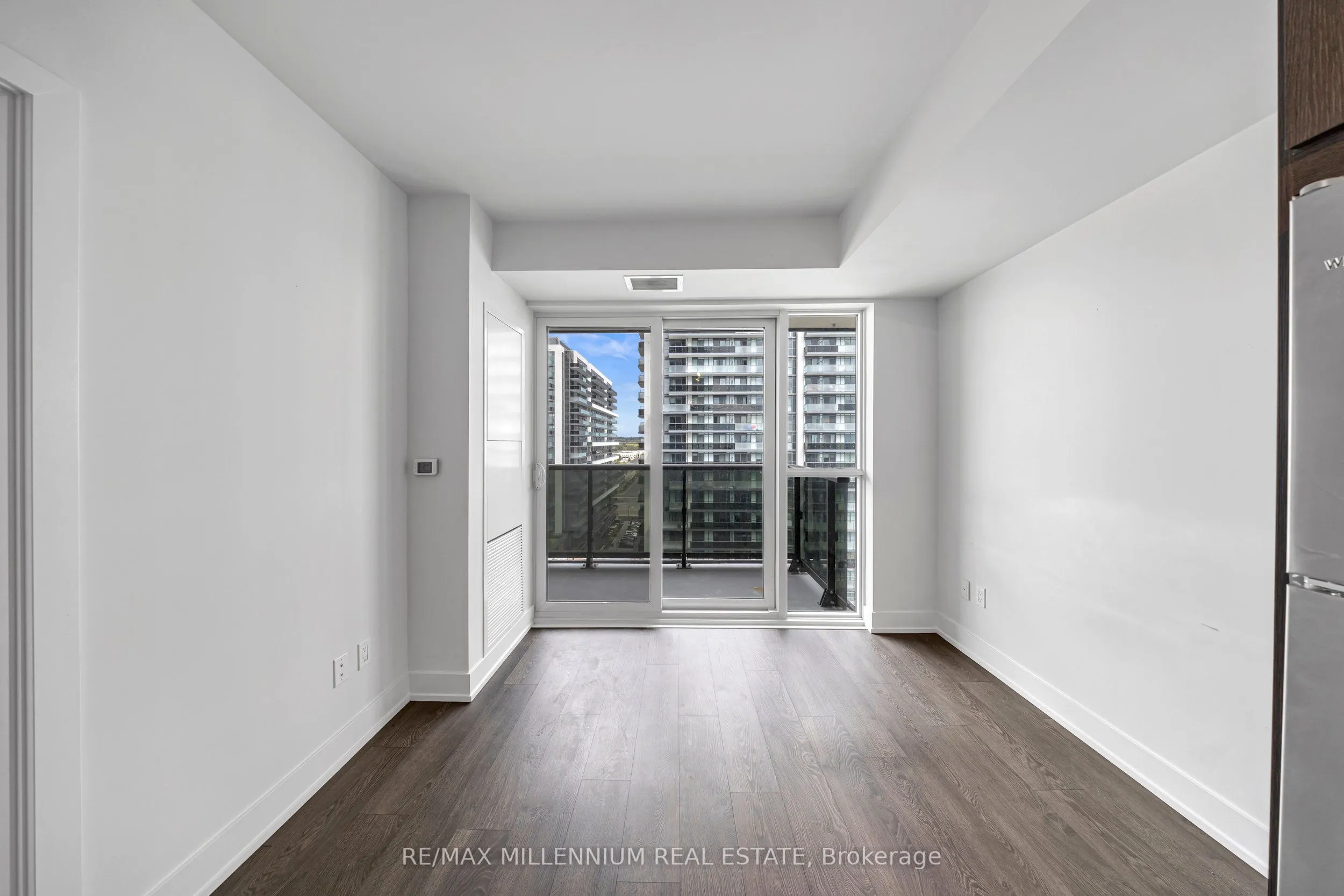 2550 Simcoe Street, #1215