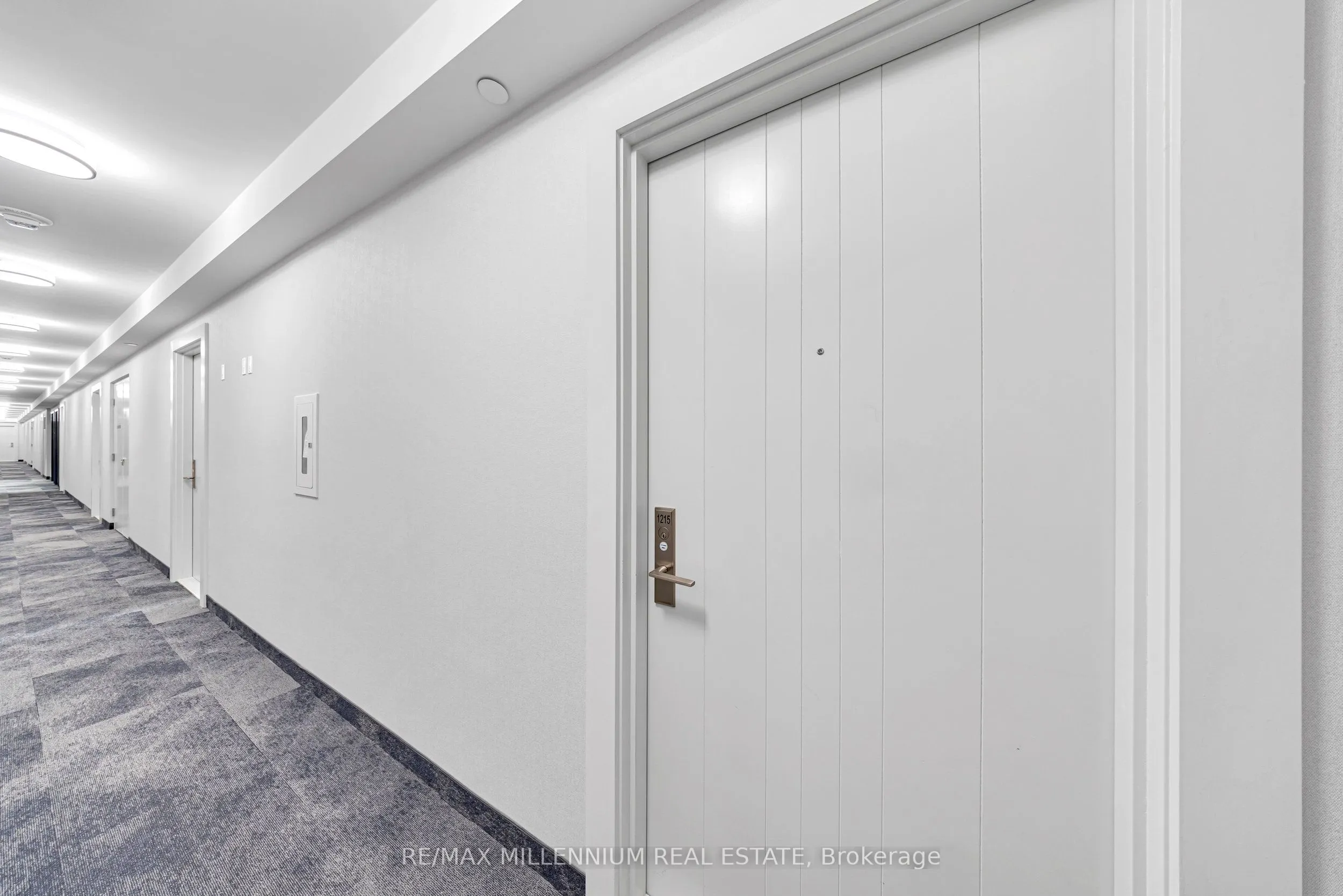 2550 Simcoe Street, #1215