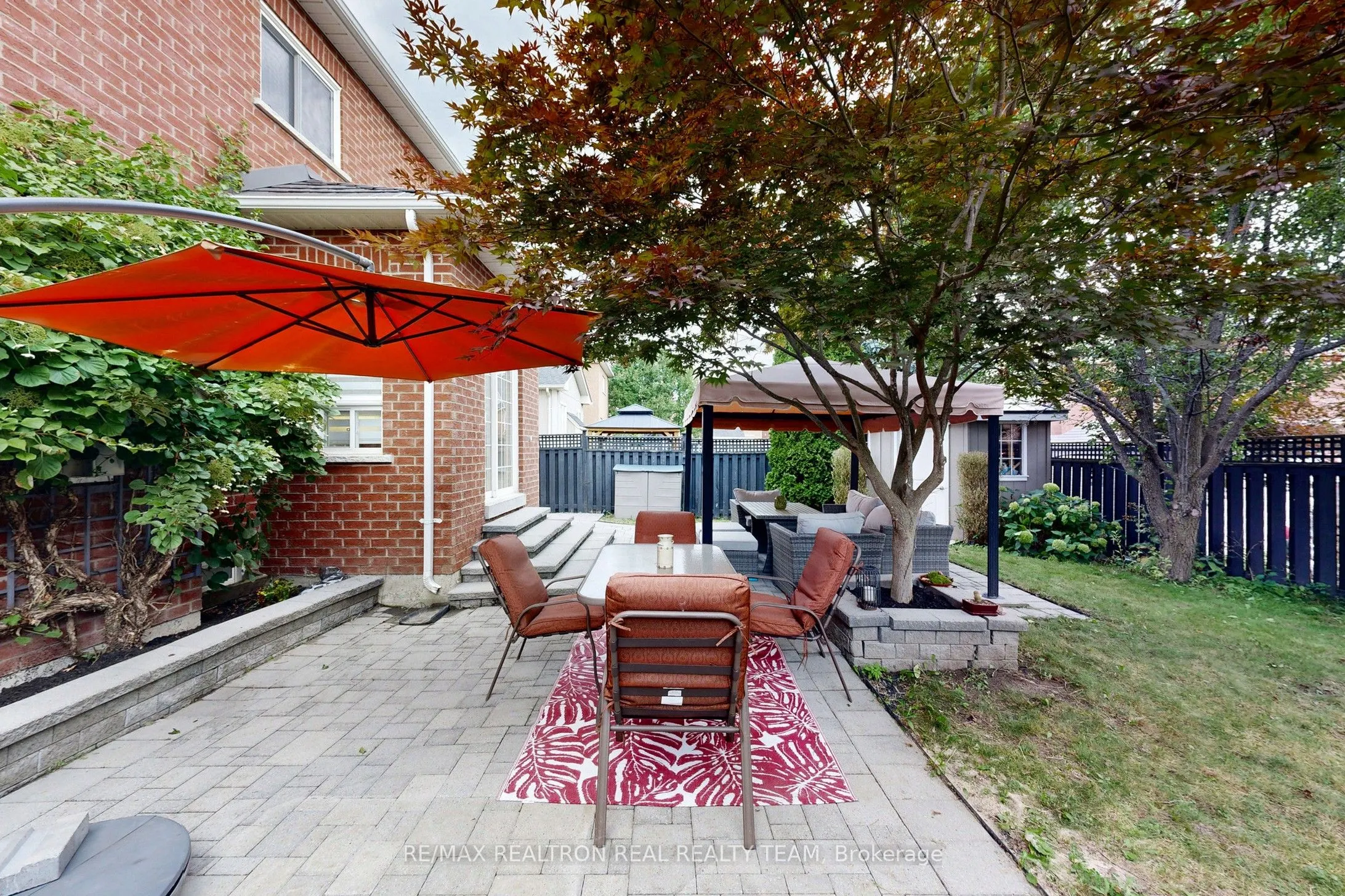 89 Cachet Boulevard