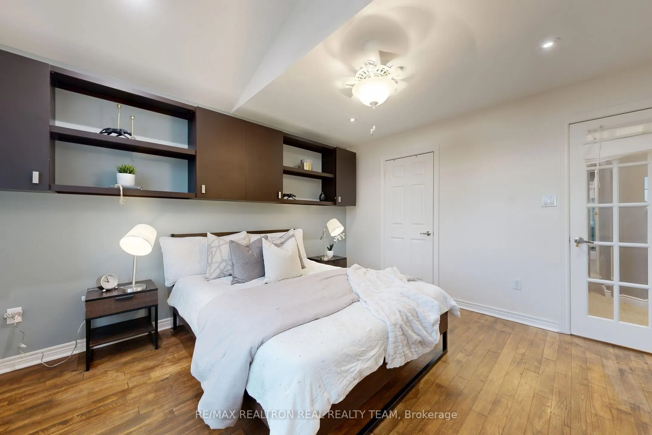 89 Cachet Boulevard