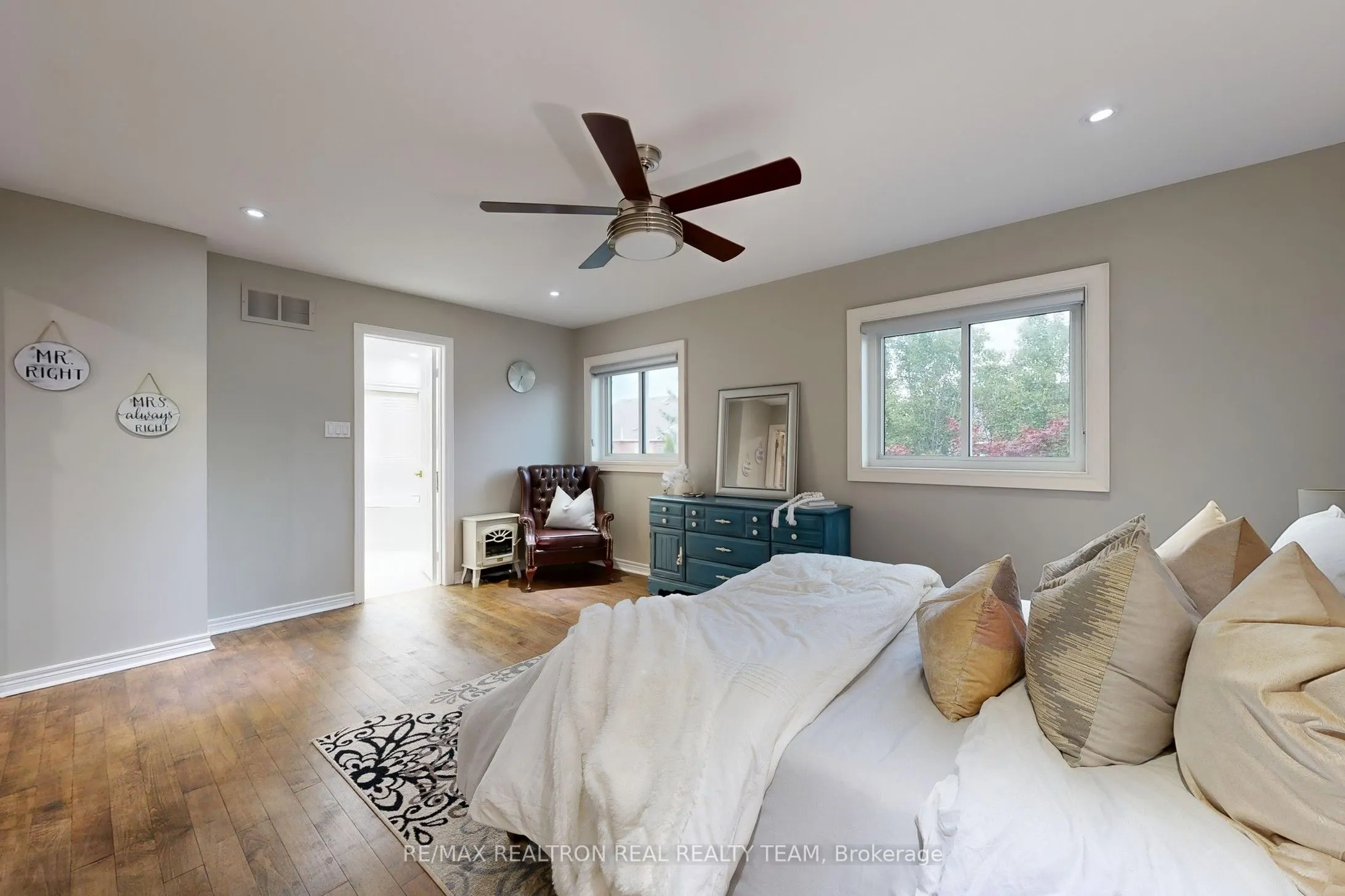 89 Cachet Boulevard
