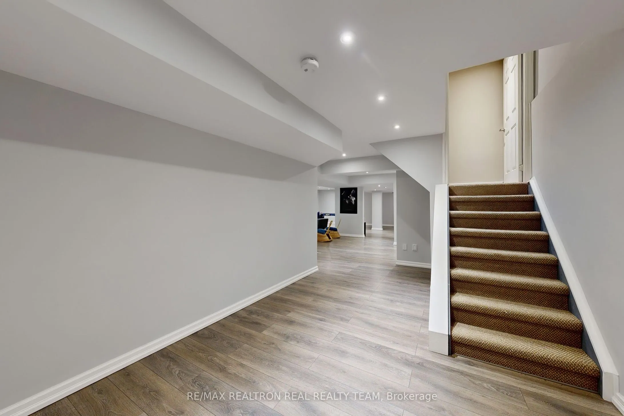 89 Cachet Boulevard