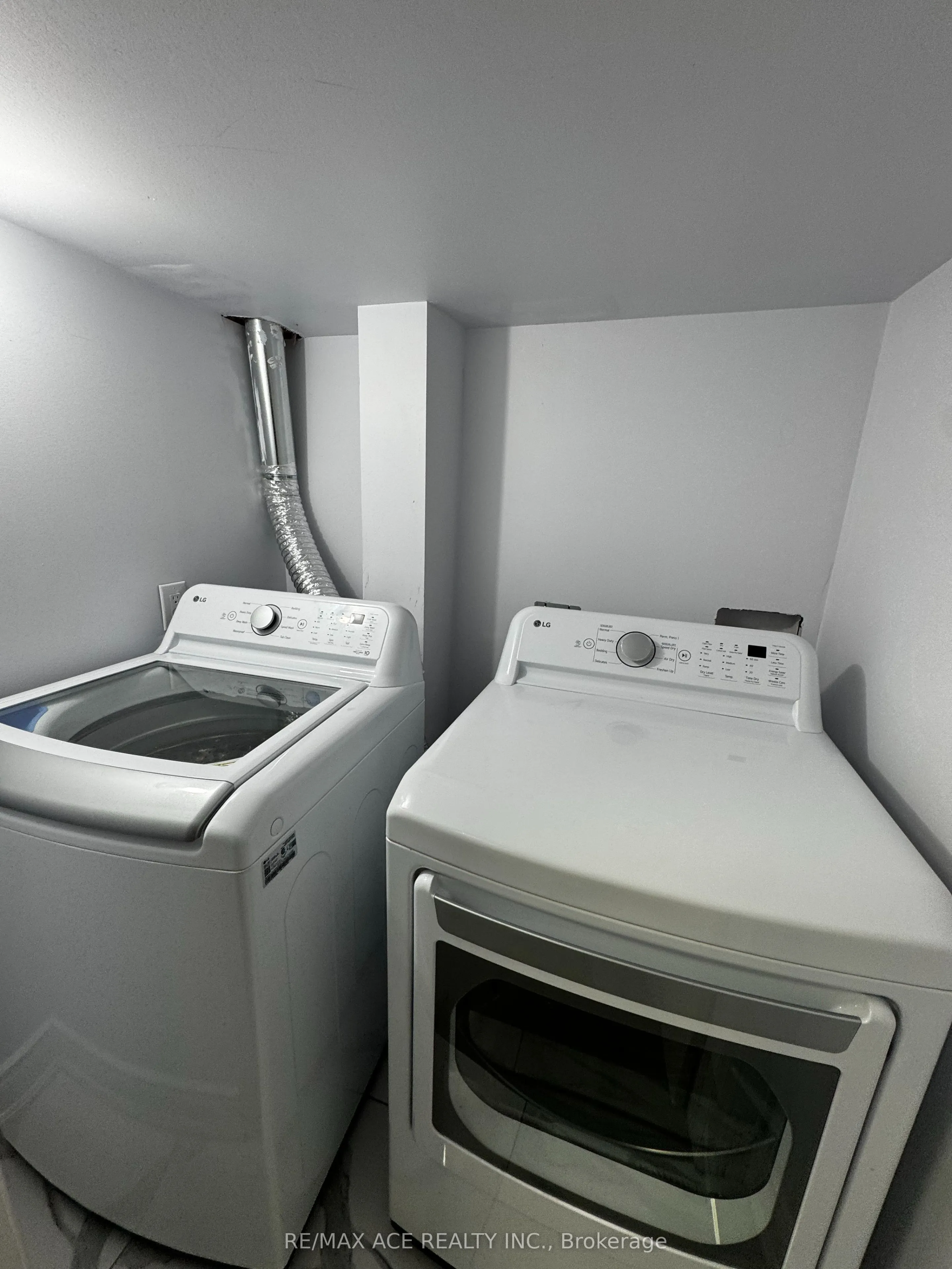 17 Meekings Drive, #Bsmt