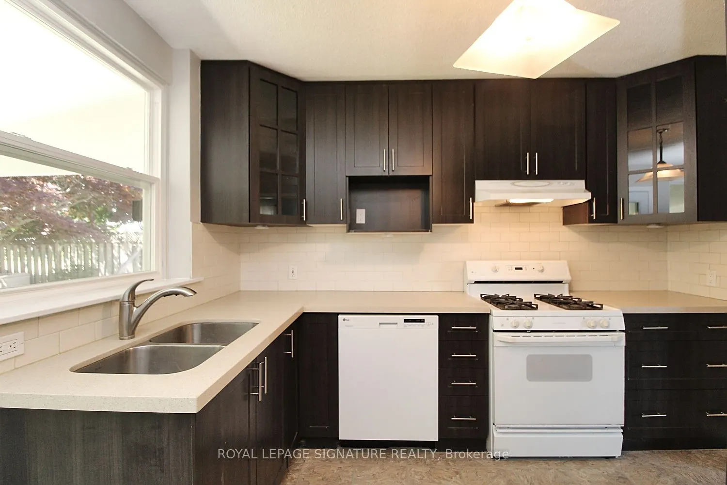 27 Cornwallis Drive