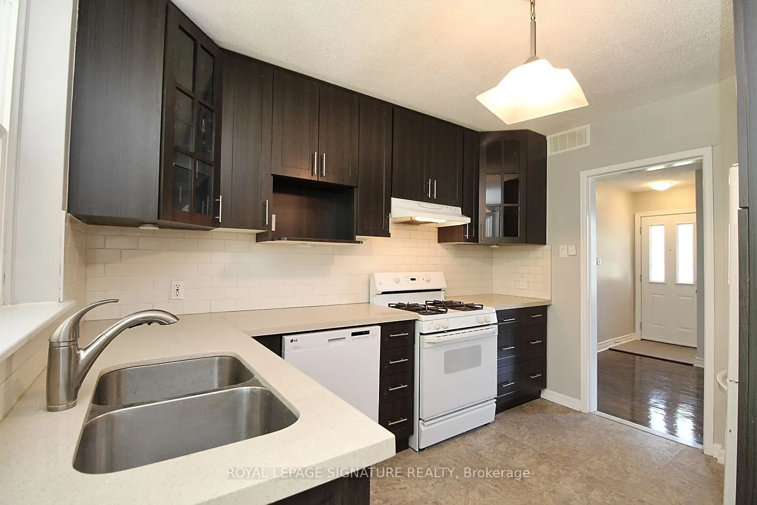 27 Cornwallis Drive