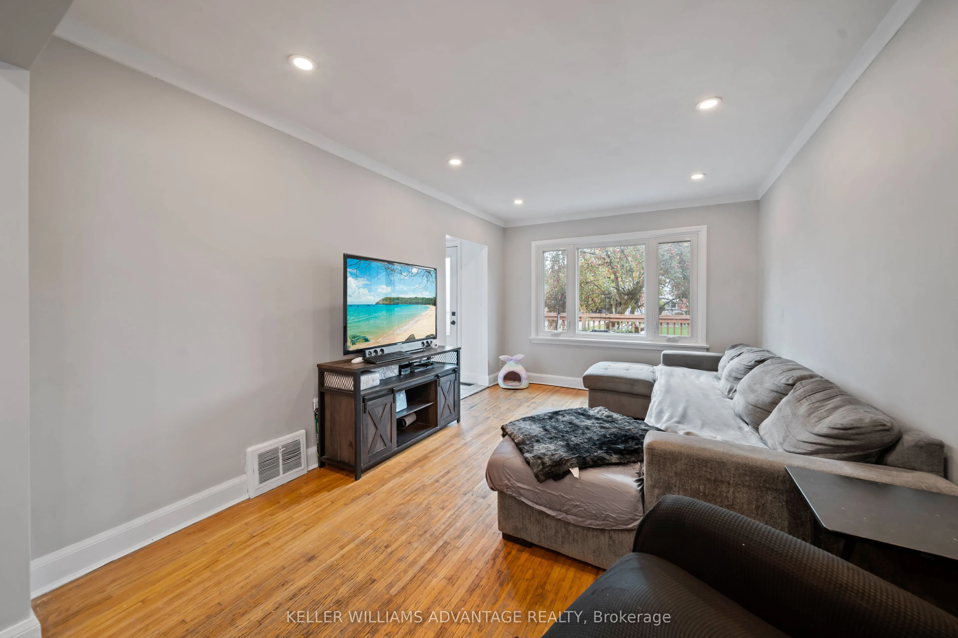 151 North Bonnington Avenue